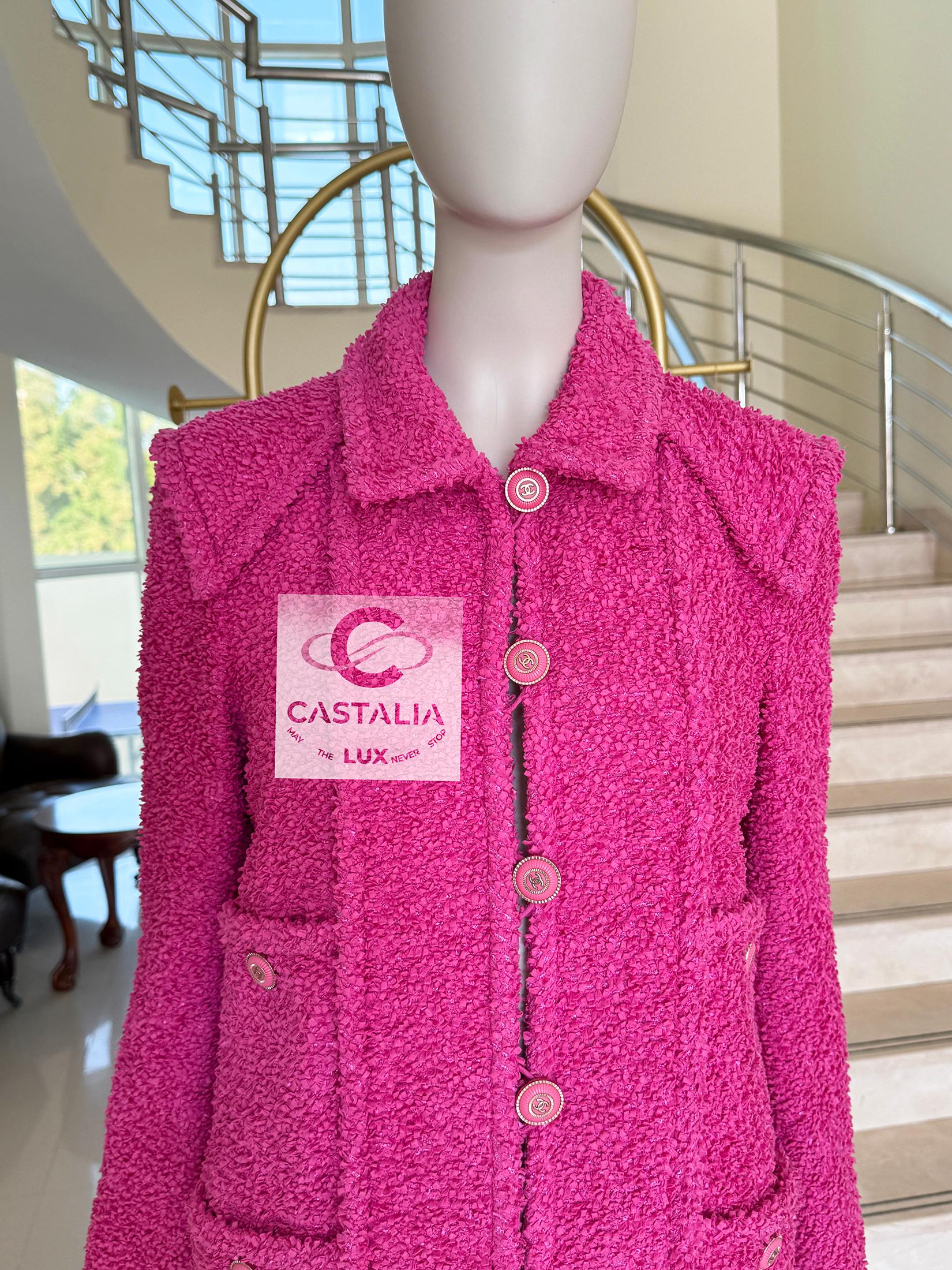 Chanel Iconic Vittoria Ceretti Style Fuchsia Tweed Jacket 38 FR For Sale 10