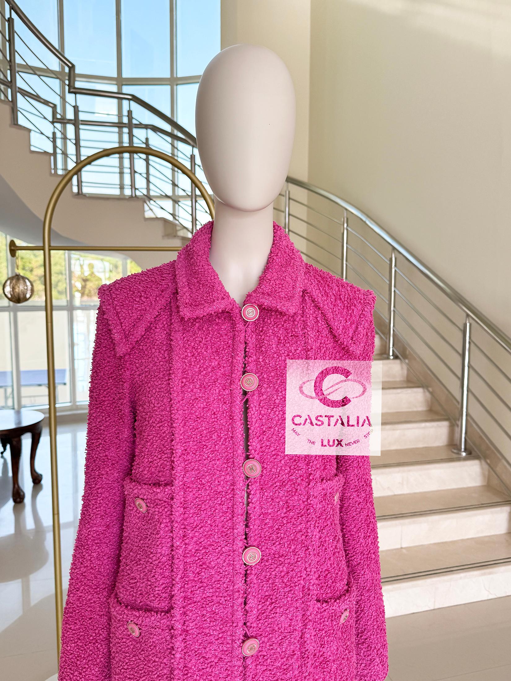 Chanel Iconic Vittoria Ceretti Style Fuchsia Tweed Jacket 38 FR 4
