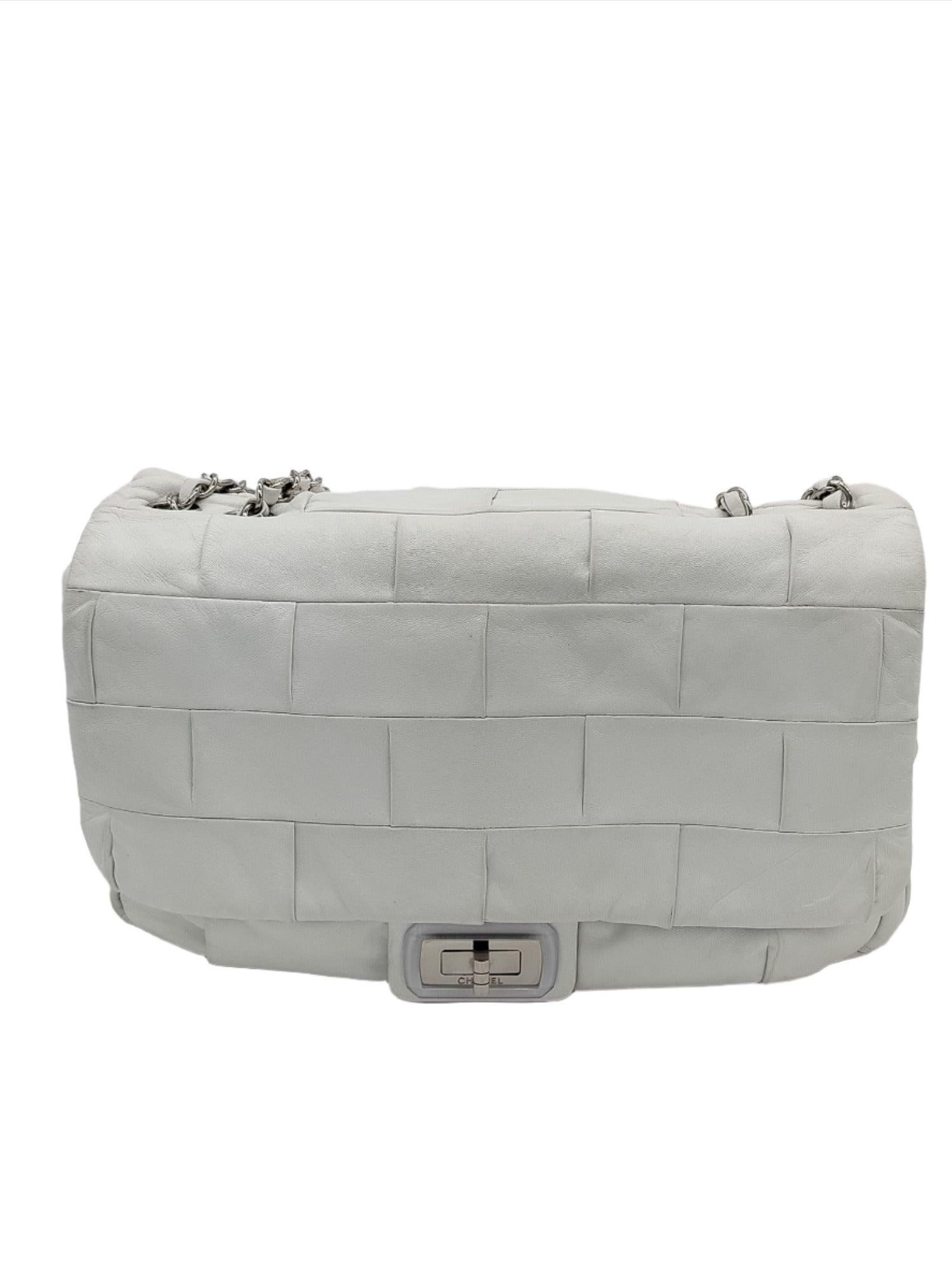 Exquisite and rare Chanel Fall/Winter 2010 white leather large 