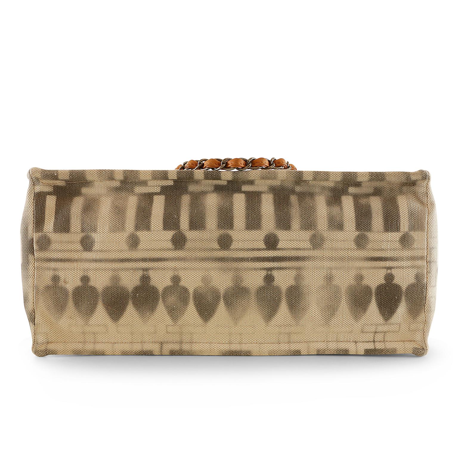 Chanel Iliad Printed Shopper Tote In Excellent Condition In Palm Beach, FL