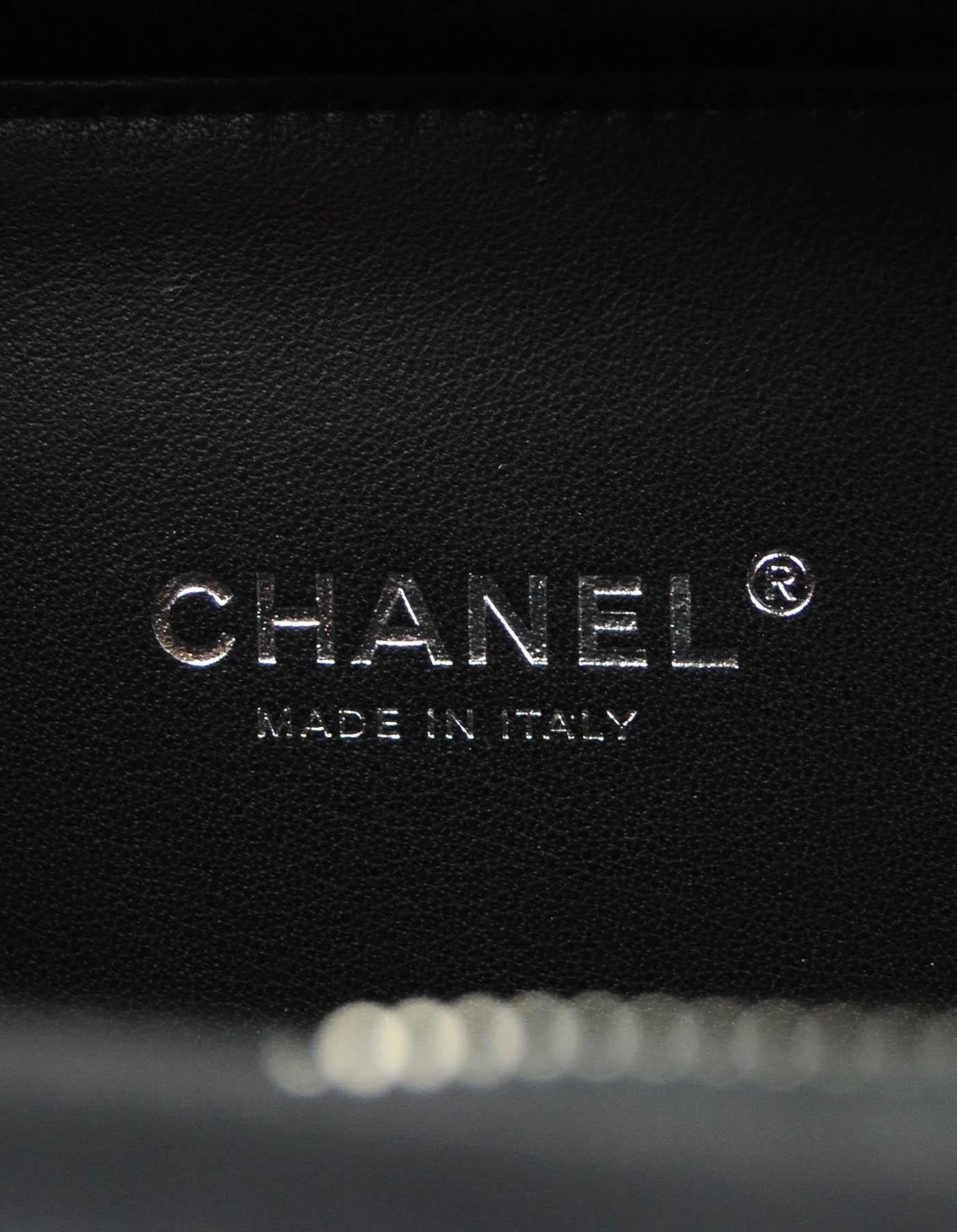 Chanel Incognito SO SCHWARZ Kleine CC Filigrane Waschtischtasche 2