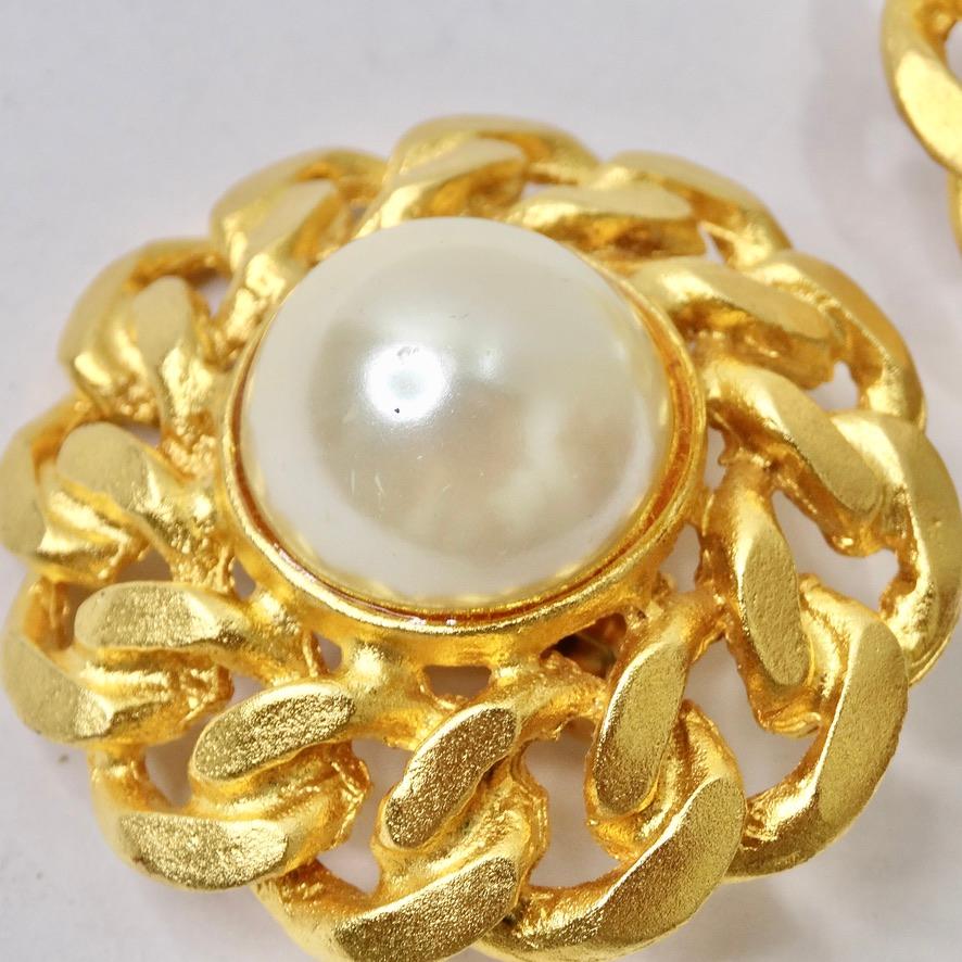 Chanel Inspired 1980s 14K Gold Plated Faux Pearl Earrings In Excellent Condition For Sale In Scottsdale, AZ