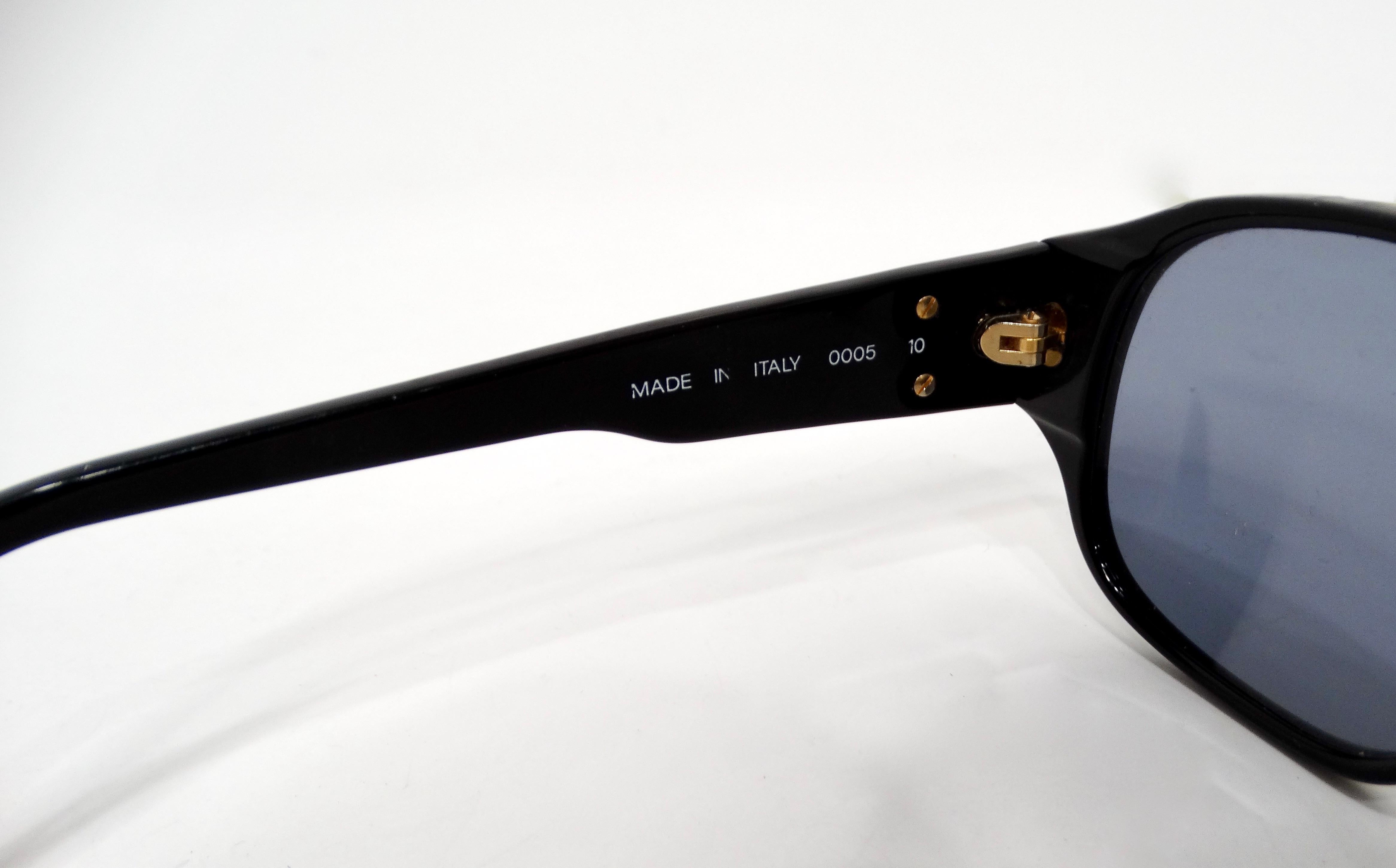 Chanel Interlocking CC Black Square Framed Quilted Sunglasses circa Y2K For Sale 2