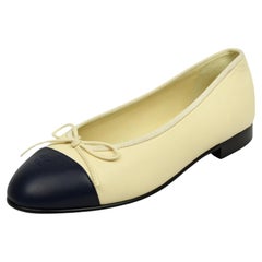 Chanel Interlocking CC Logo Lambskin Ballet Flats Yellow& Navy US 36.5