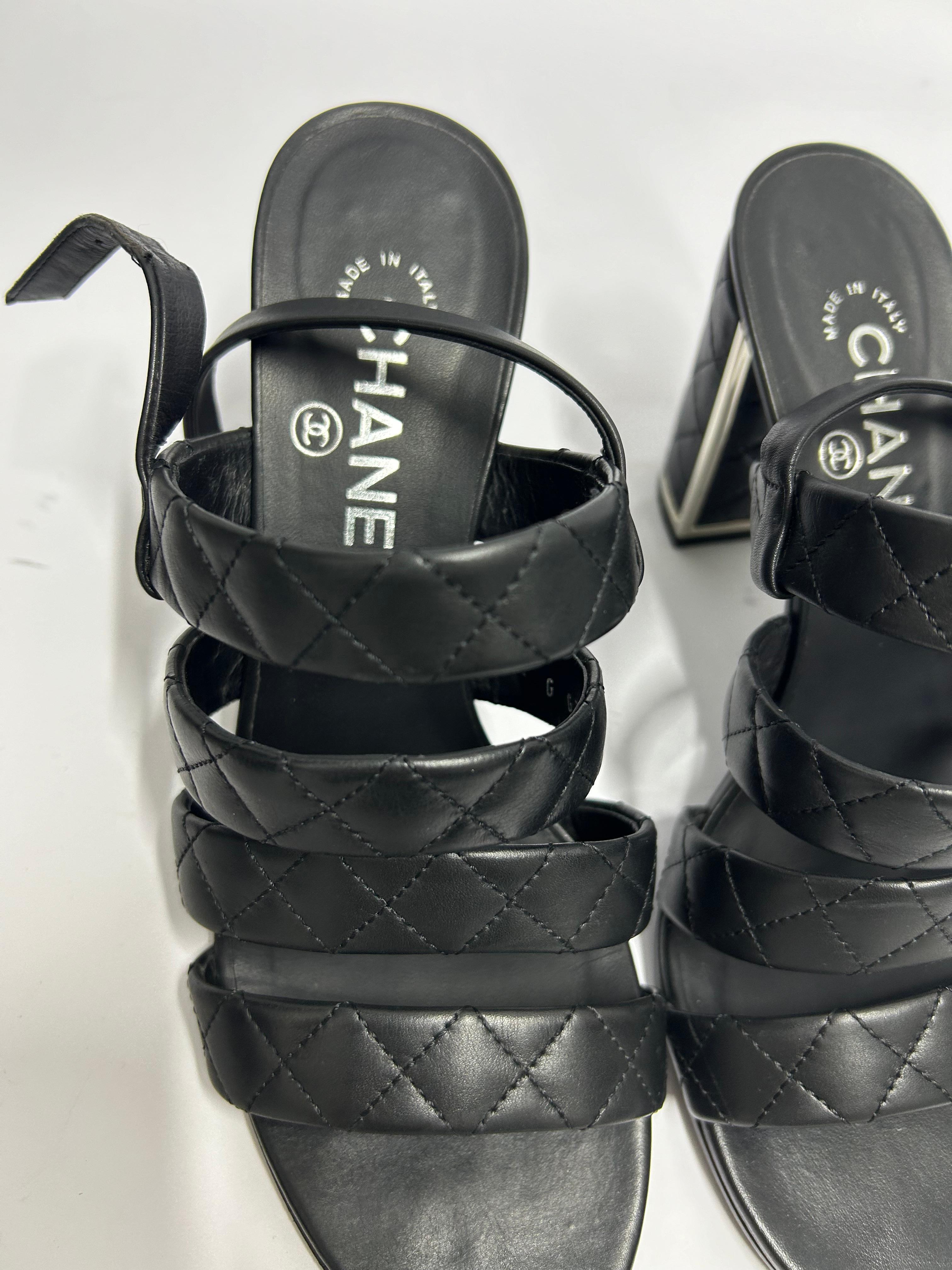 Chanel Interlocking CC Logo Slingback Sandals Size EU 38 For Sale 3