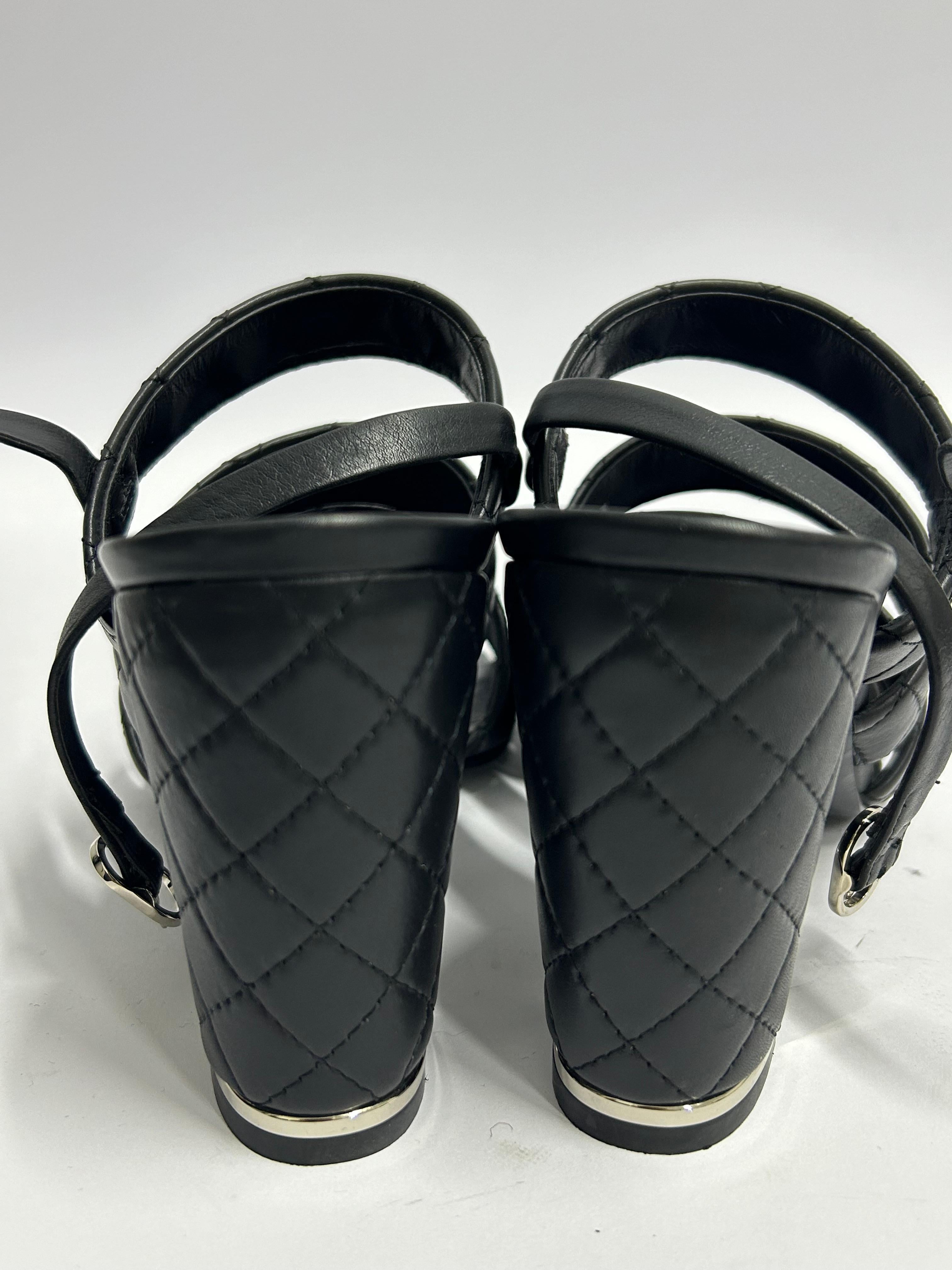 Chanel Interlocking CC Logo Slingback Sandals Size EU 38 For Sale 5