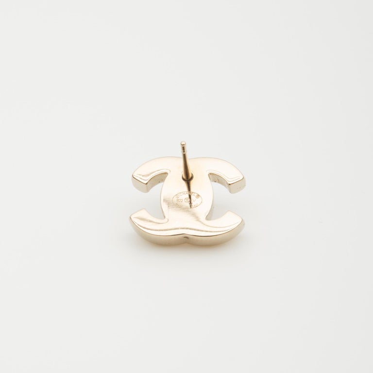 Chanel Interlocking CC Turn Lock Stud Earrings Light Gold (2022