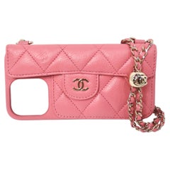 Chanel iPhone 12 Pro Rosa Kaviar Leder- Telefontasche mit Kette