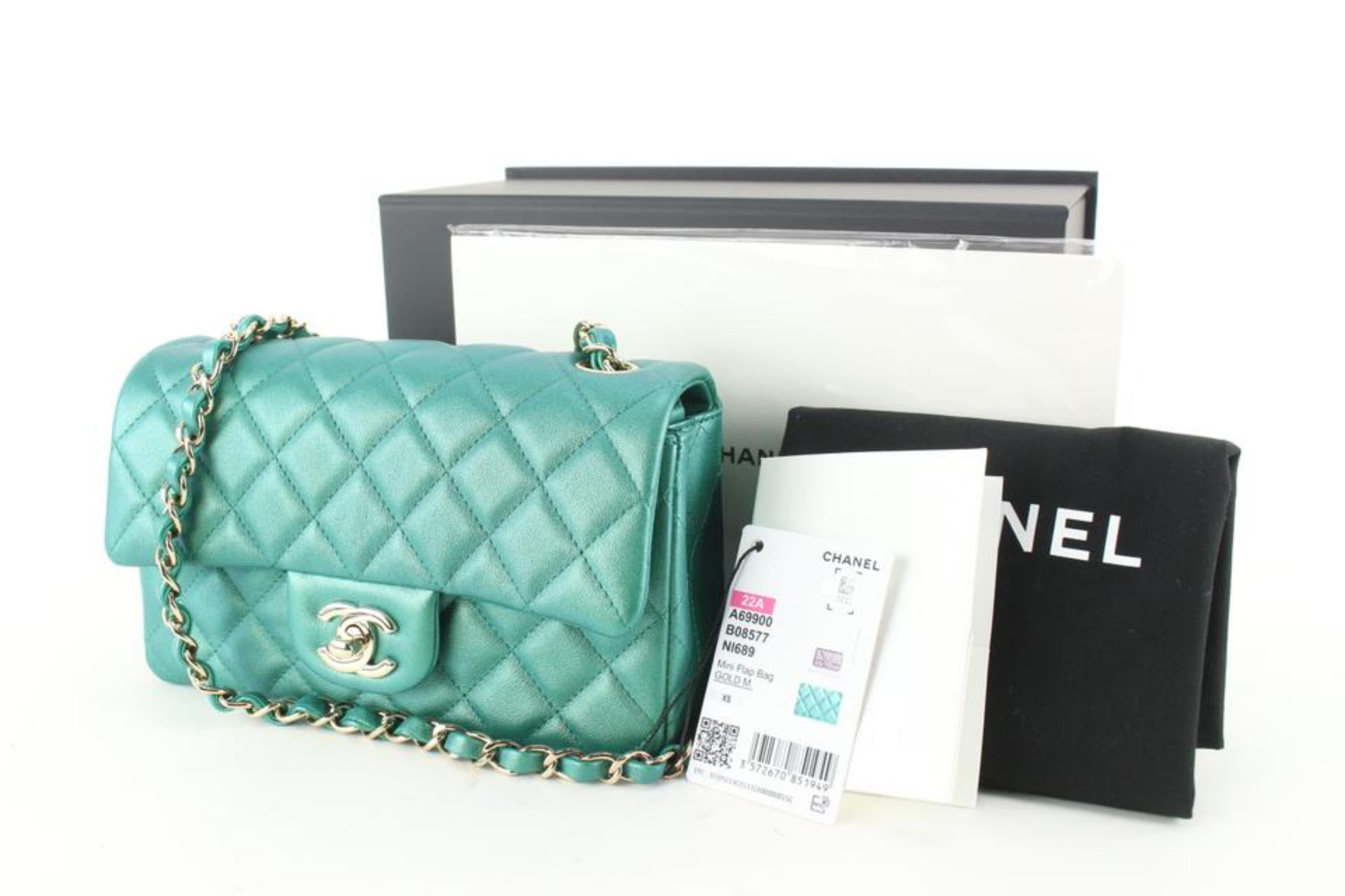 Chanel Iridescent Emerald Green Lambskin Classic Mini Flap GHW 3cz712s 4