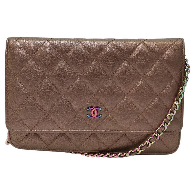 ysl wallet on a chain - Carrie Bradshaw Lied