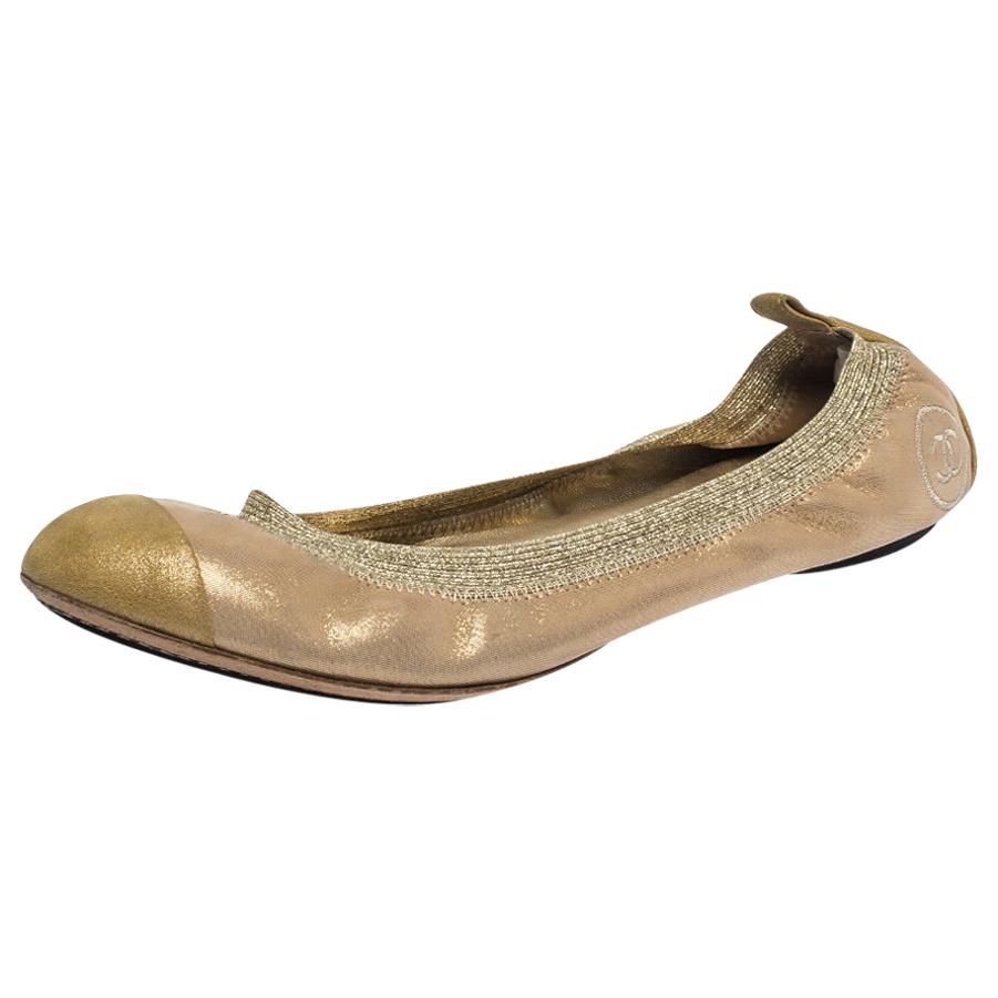 Chanel Iridescent Gold Fabric And Suede Scrunch CC Cap Toe Ballet Flats Size 39