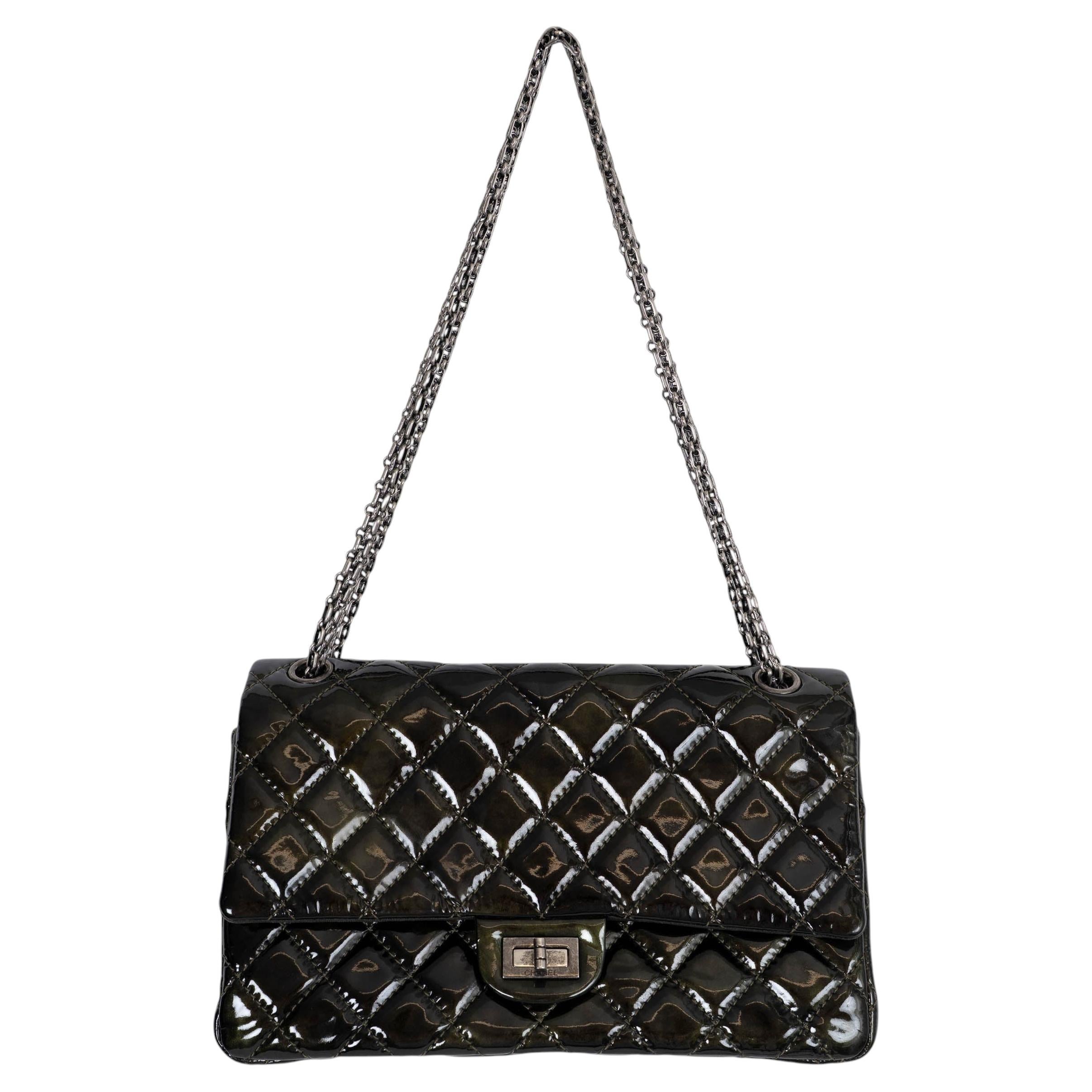 Chanel borsa in vernice verde iridescente 2.55 REISSUE 226 DOUBLE WIDE FLAP