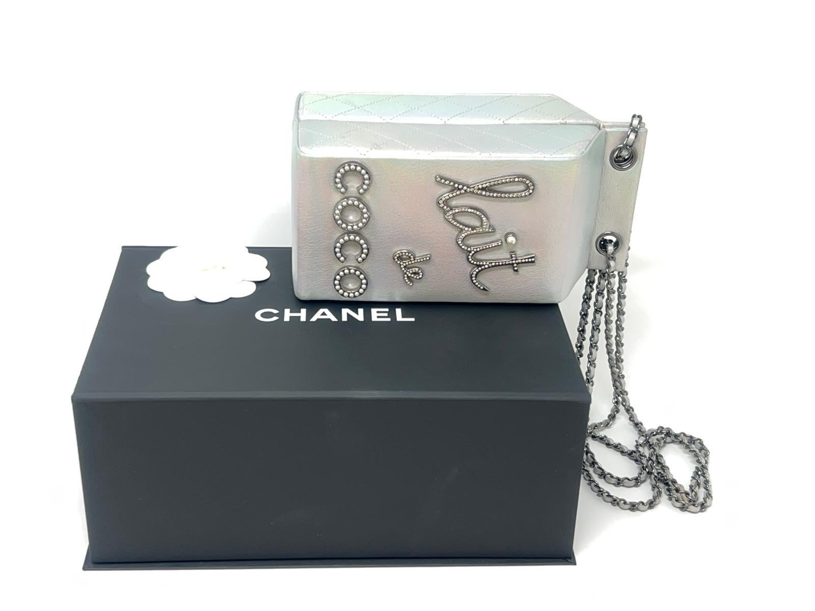 Chanel Iridescent Lait de Coco Milk Carton Bag Ruthenium Hardware 2014 In Excellent Condition For Sale In Baleares, Baleares