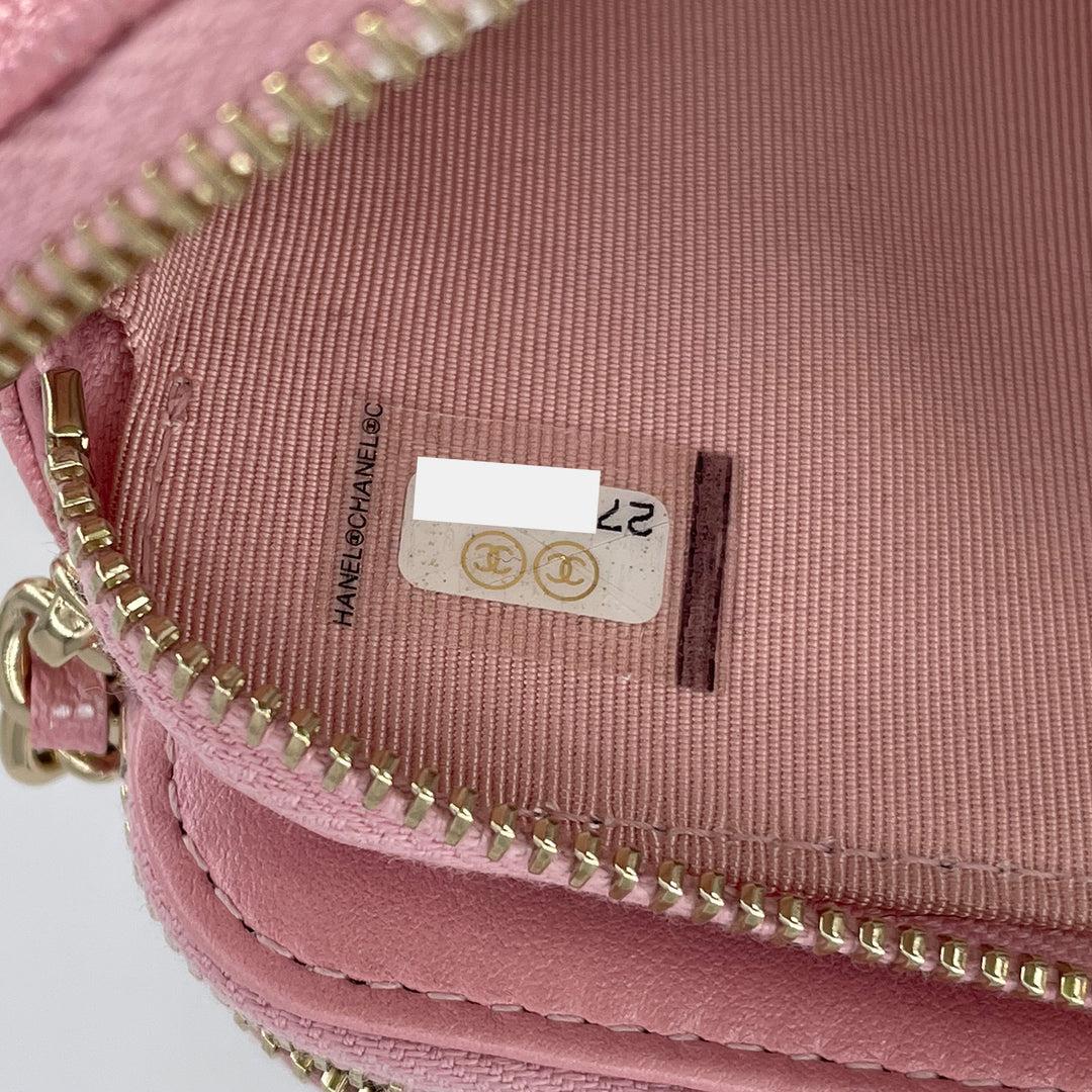 Chanel Iridescent Pearly Pink Caviar Phone Clutch on Chain Detachable Strap Ligh For Sale 10