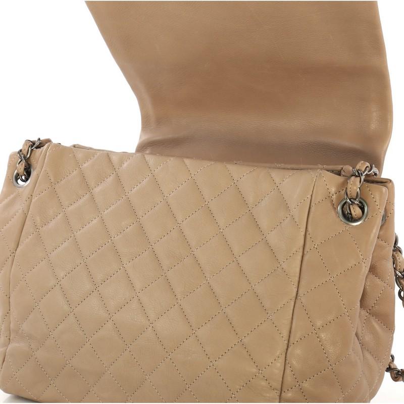 Women's Chanel Istanbul Accordion Flap Bag Quilted Aged Leather Small