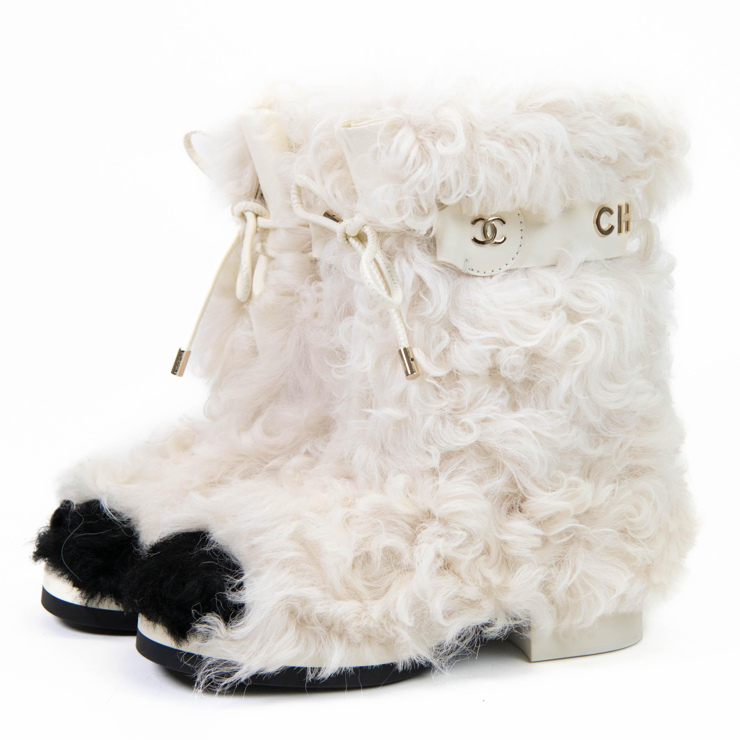 White Chanel Ivory and Black Shearling Sheepskin High Boots 37.5