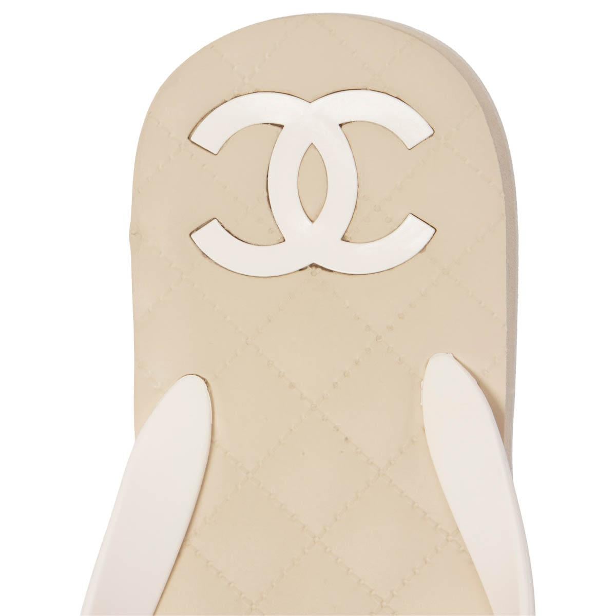 CHANEL ivory & beige rubber 2019 19C LA PAUSA CAMELLIA Thongs Sandals Shoes 38 3
