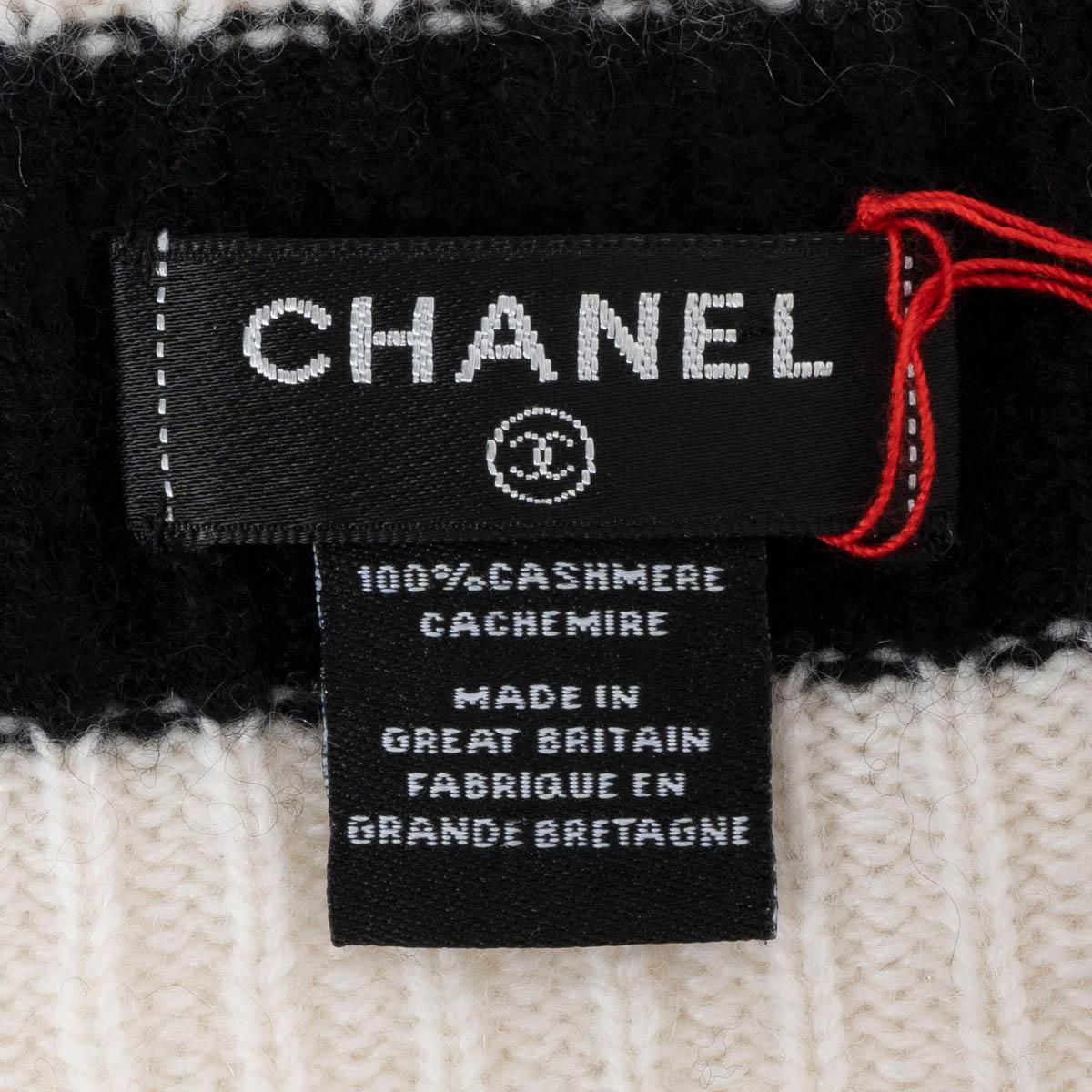 CHANEL ivory & black cashmere PEARL RIB-KNIT Beanie Hat For Sale 1