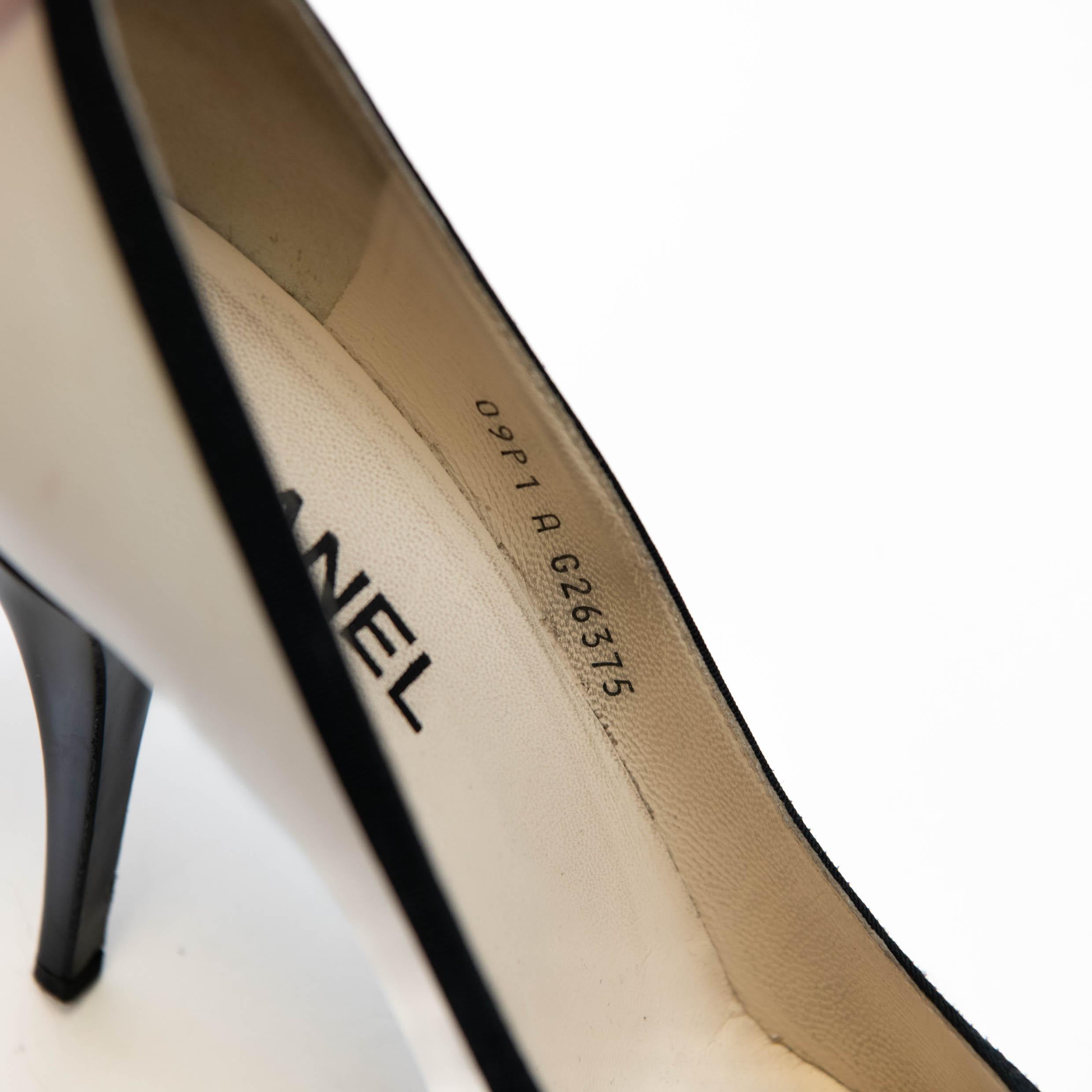 White Chanel Ivory & Black Lambskin Peep Toe Pumps  Black Ribbon Trim Size 40