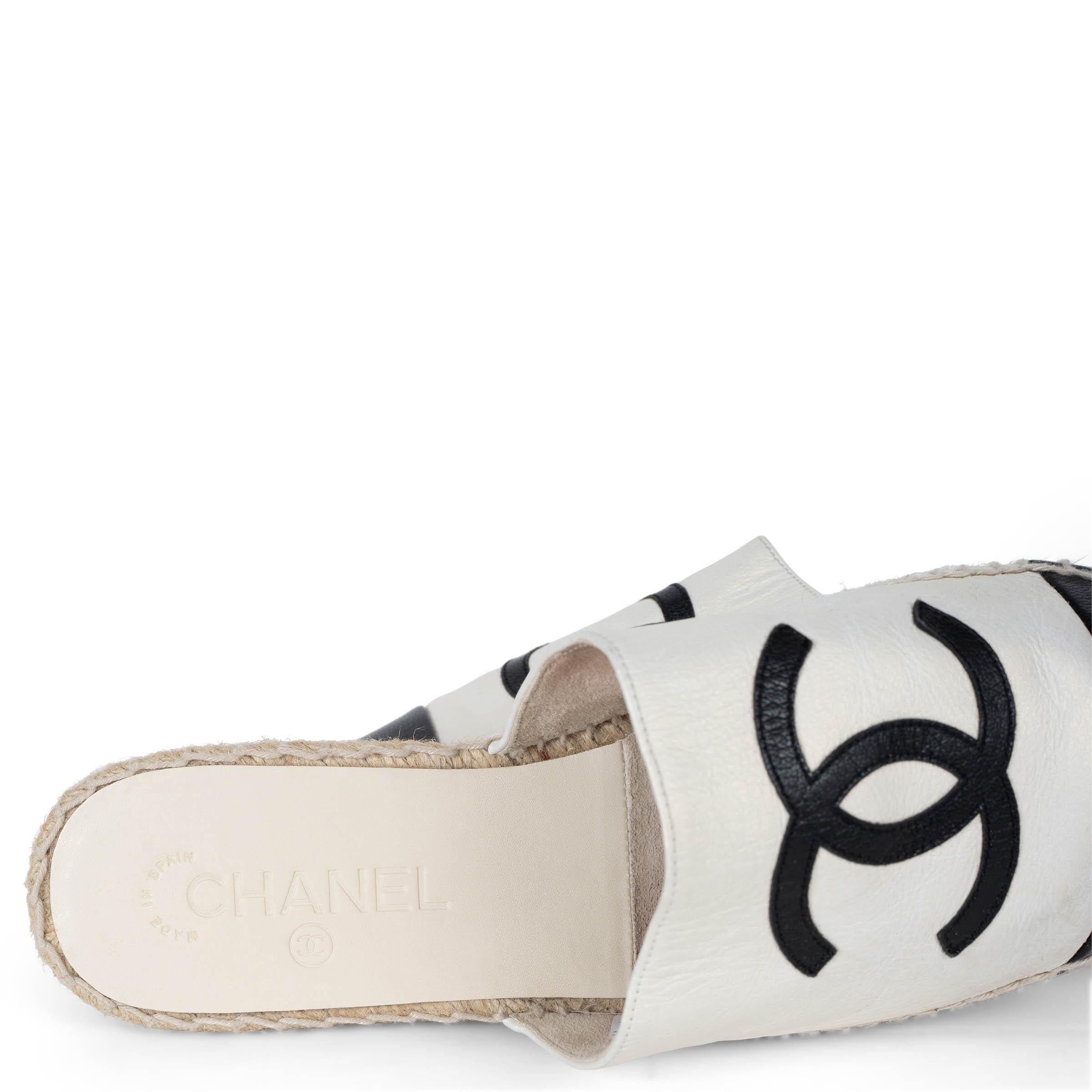 CHANEL Elfenbein & schwarzes Leder 18C GRIECHENLAND ESPADRILLES Mules Schuhe 39 passen 38.5 im Angebot 3