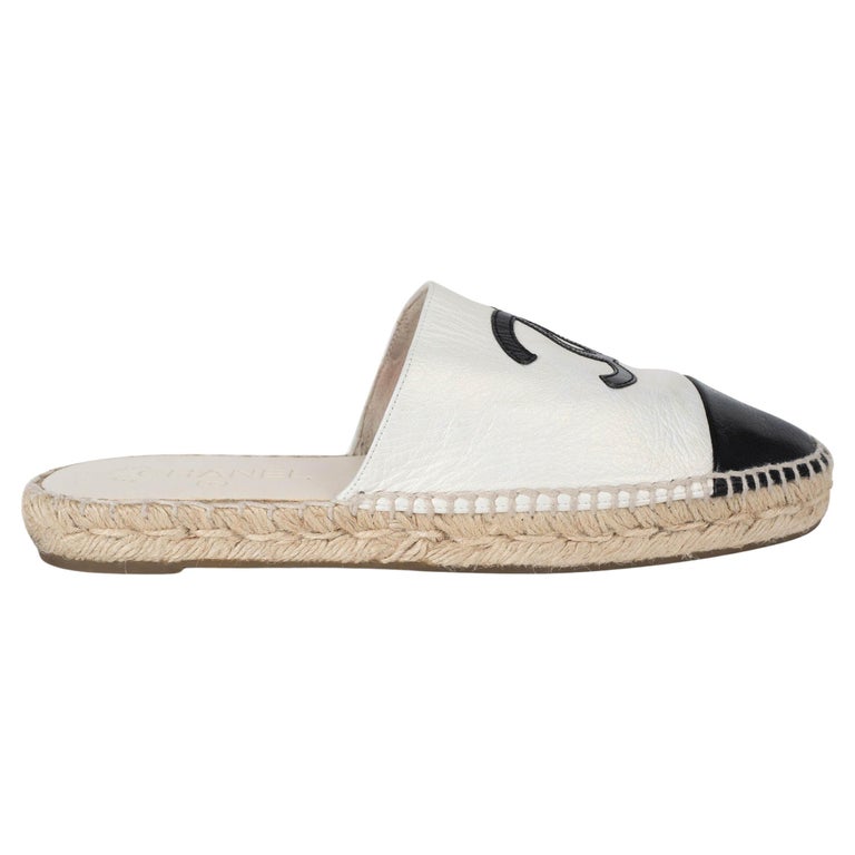 CHANEL ivory and black leather 18C GREECE ESPADRILLES Mules Shoes