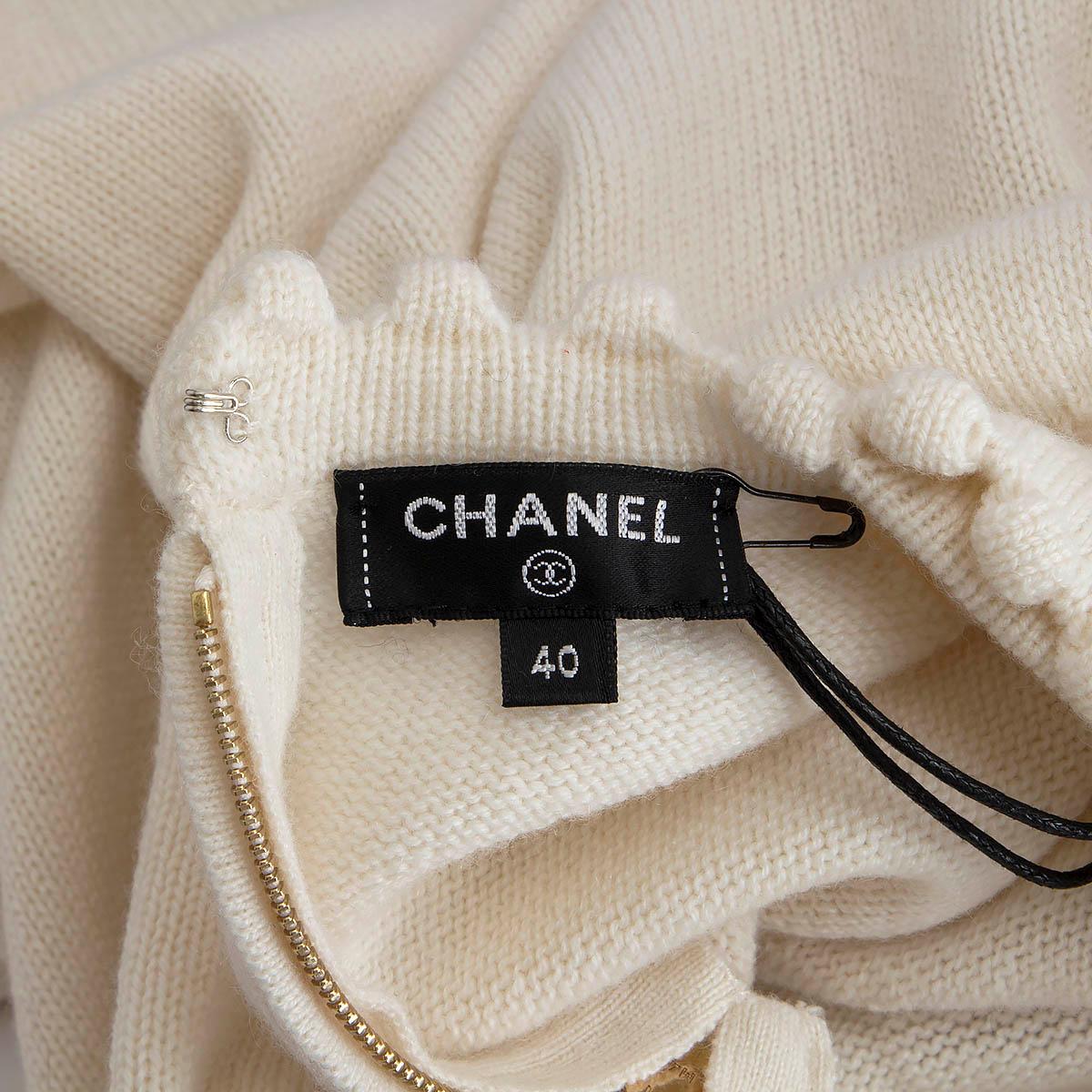 CHANEL ivory cashmere 2018 18B POMPOM TRIM FAUX TWINSET Sweater 40 M For Sale 4