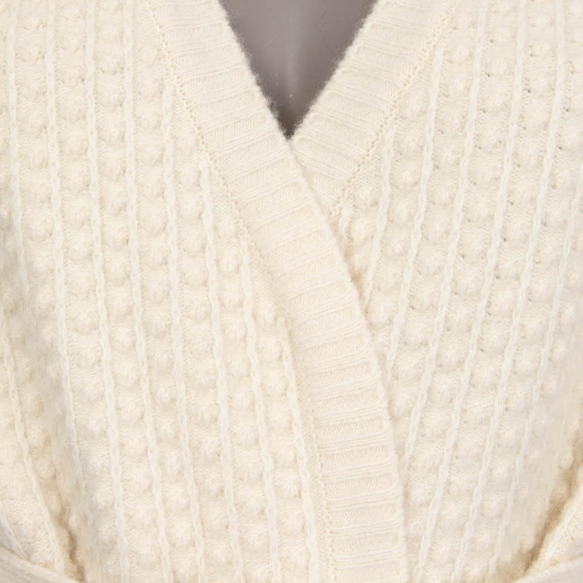 CHANEL ivory cashmere 2018 BELTED SLEEVELESS Knit Cardigan Sweater 40 M For Sale 1