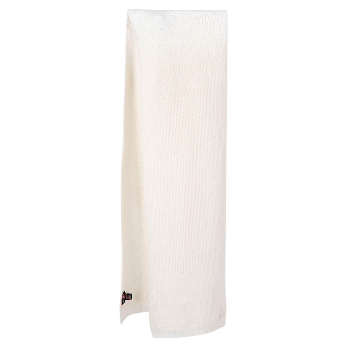 CHANEL ivory cashmere CC TEXTURED KNIT Muffler Scarf For Sale at 1stDibs