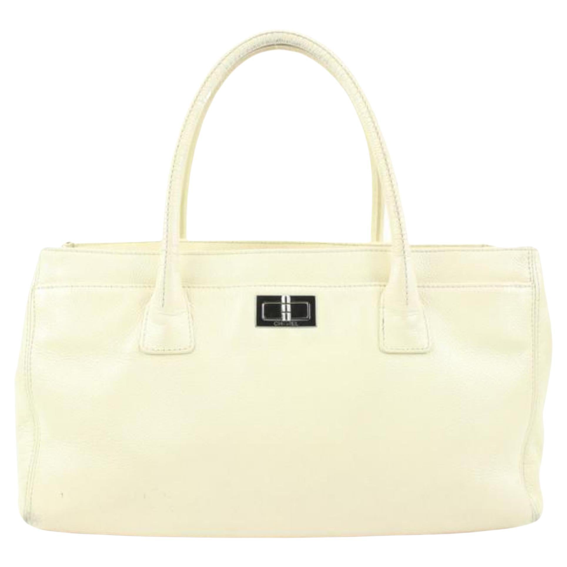 Chanel Ivory Caviar Leather Cerf Tote 3cc1108 For Sale