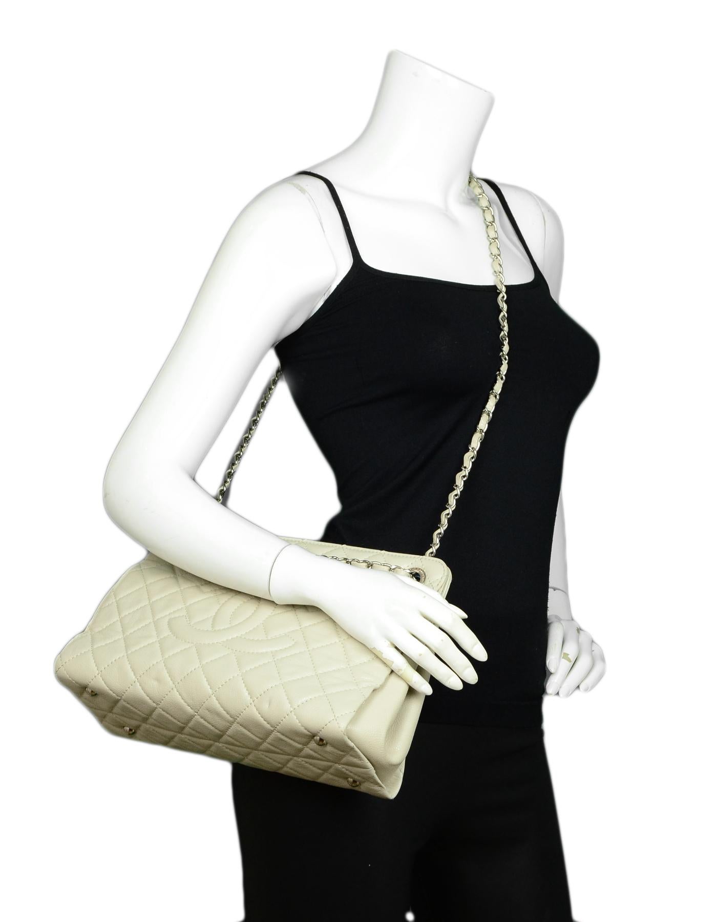 timeless style checkered tote ivory bag