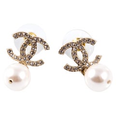 Chanel Ivory Faux Pearls “CC” Drop Earrings