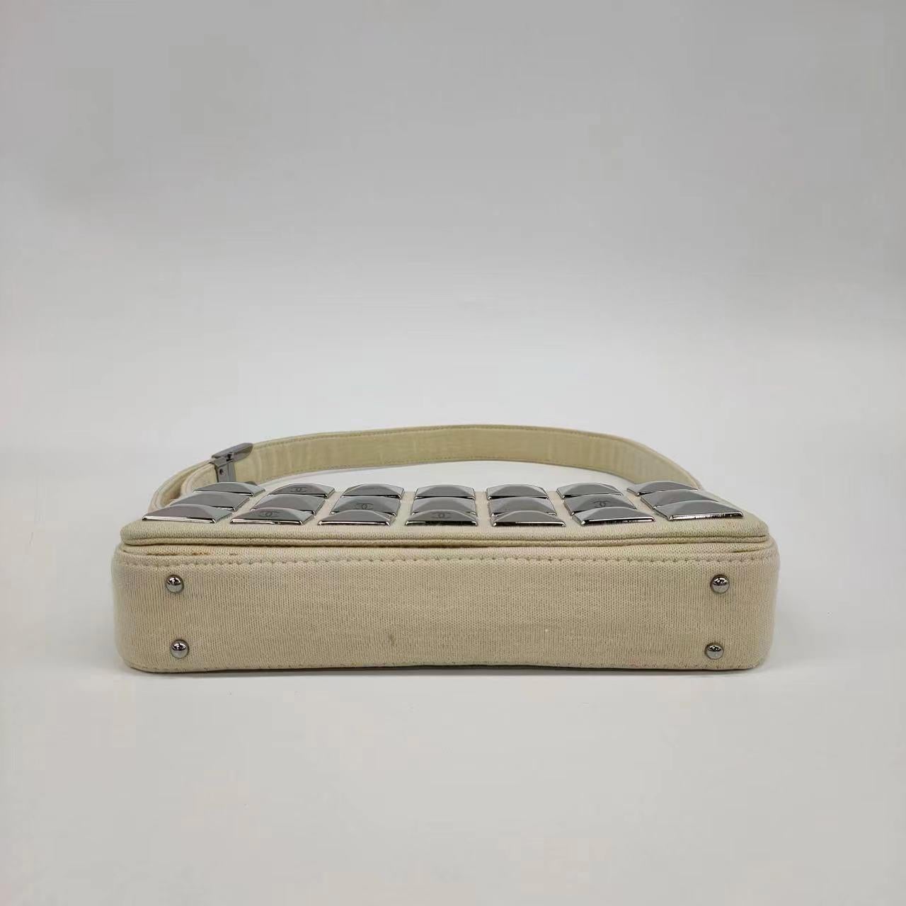 Chanel Ivory Jersey Evening Bag with Mirrored Pyramid Studs Ice Cube For Sale 14