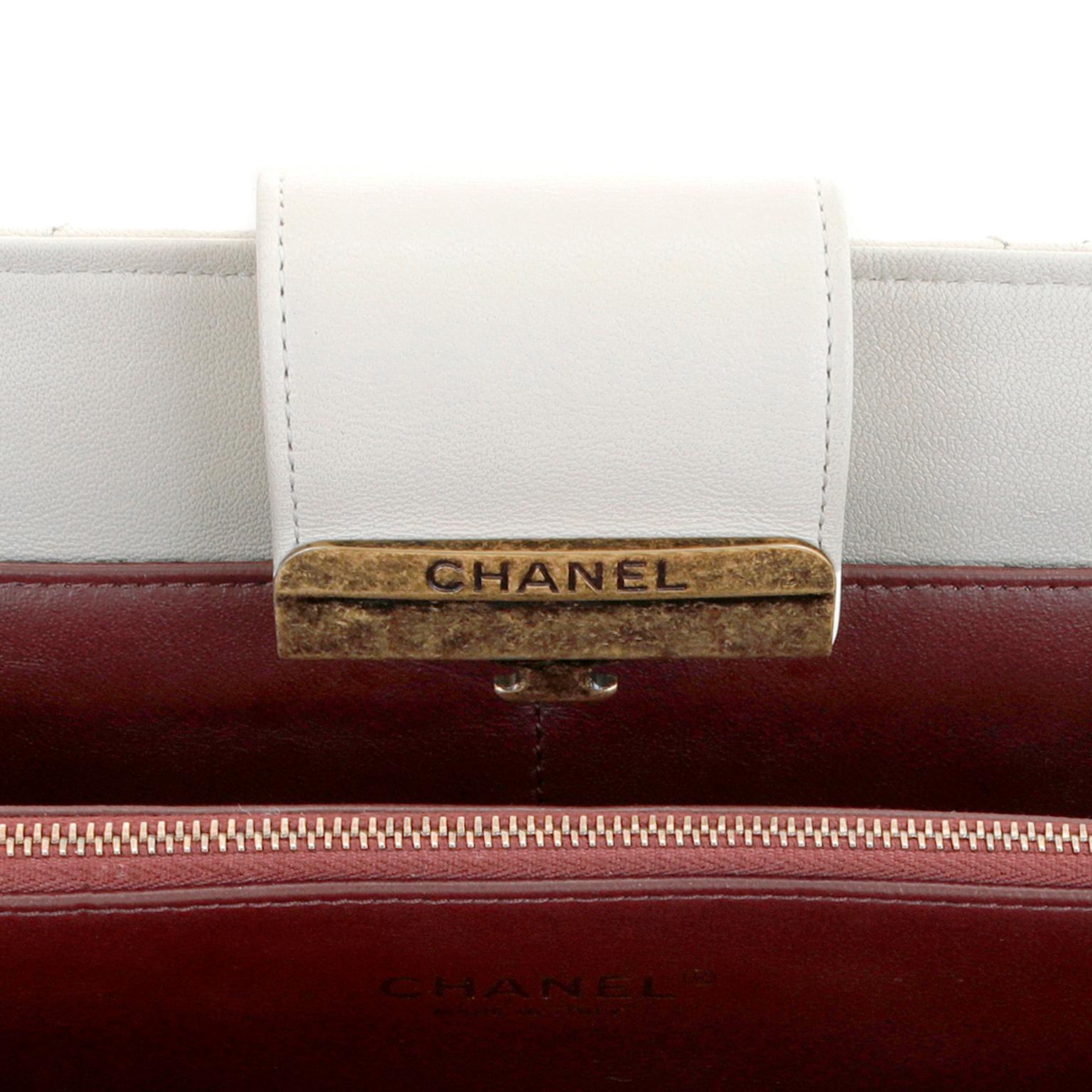 Women's Chanel Ivory Lambskin Clutch