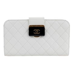 Chanel Ivory Lambskin Clutch