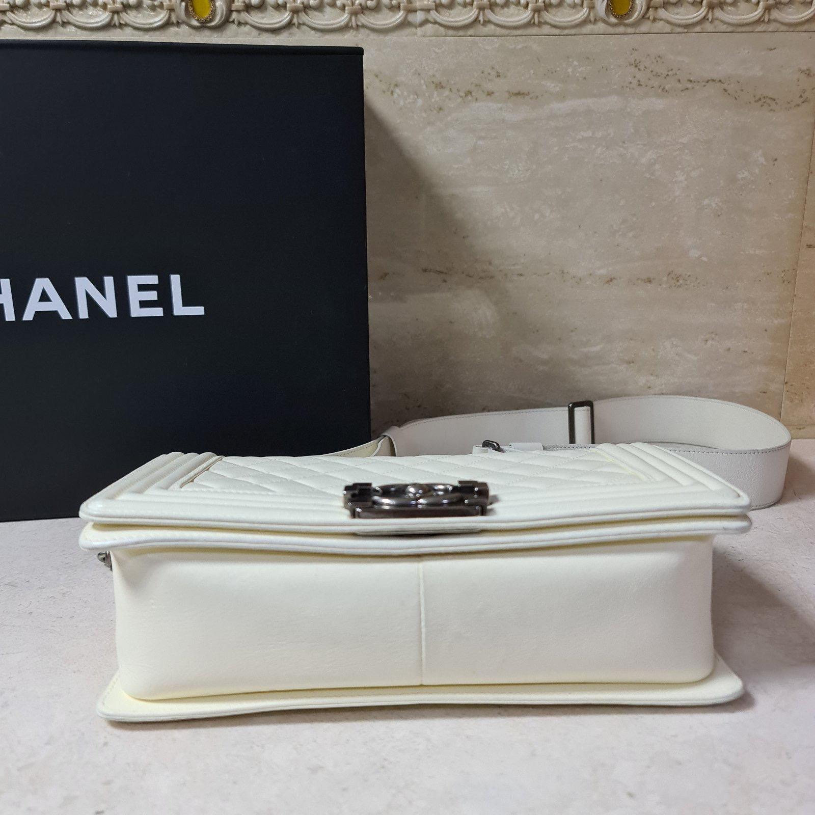 CHANEL Ivory Lambskin Leather Stingray Strap Medium Boy Bag 3