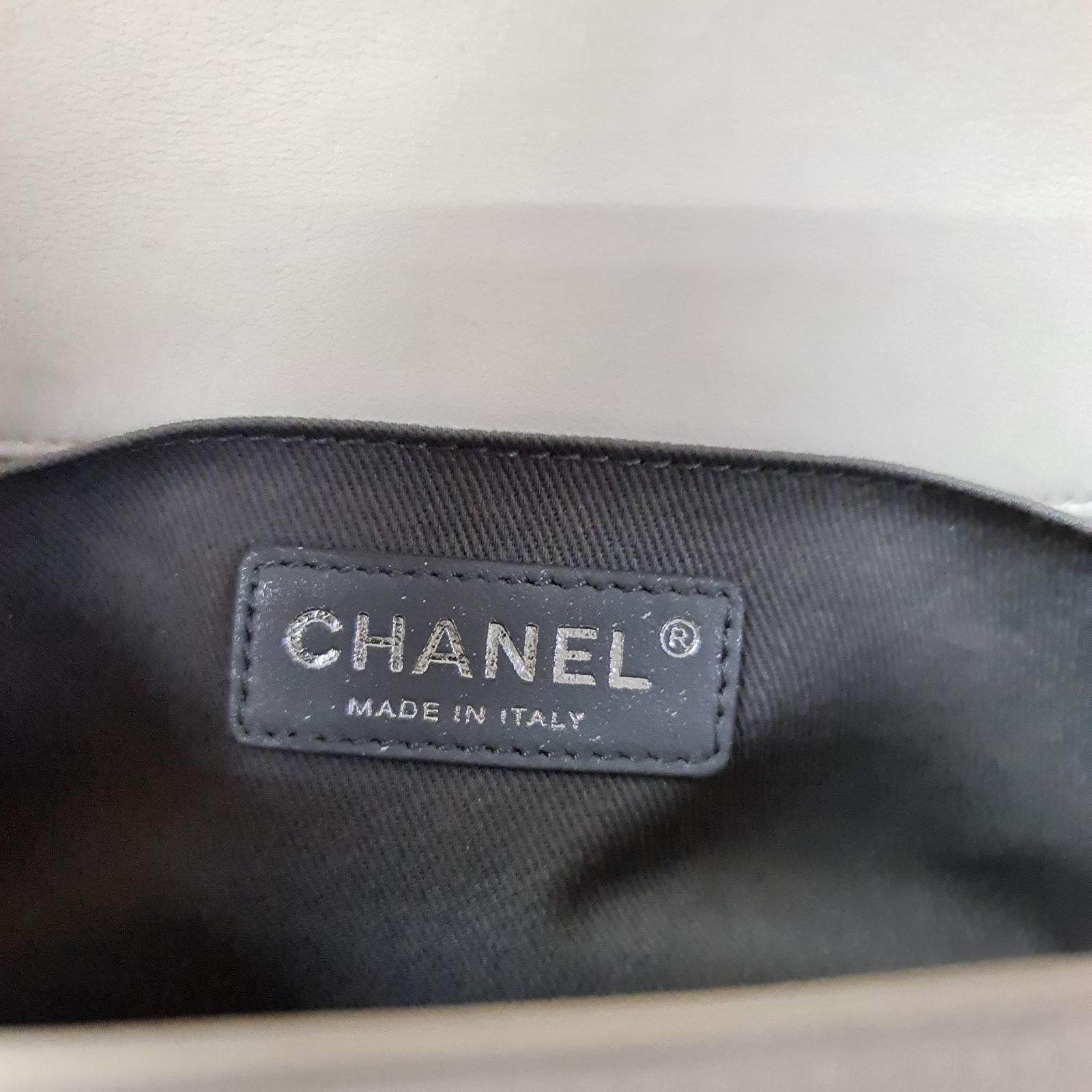 Women's CHANEL Ivory Lambskin Leather Stingray Strap Medium Boy Bag