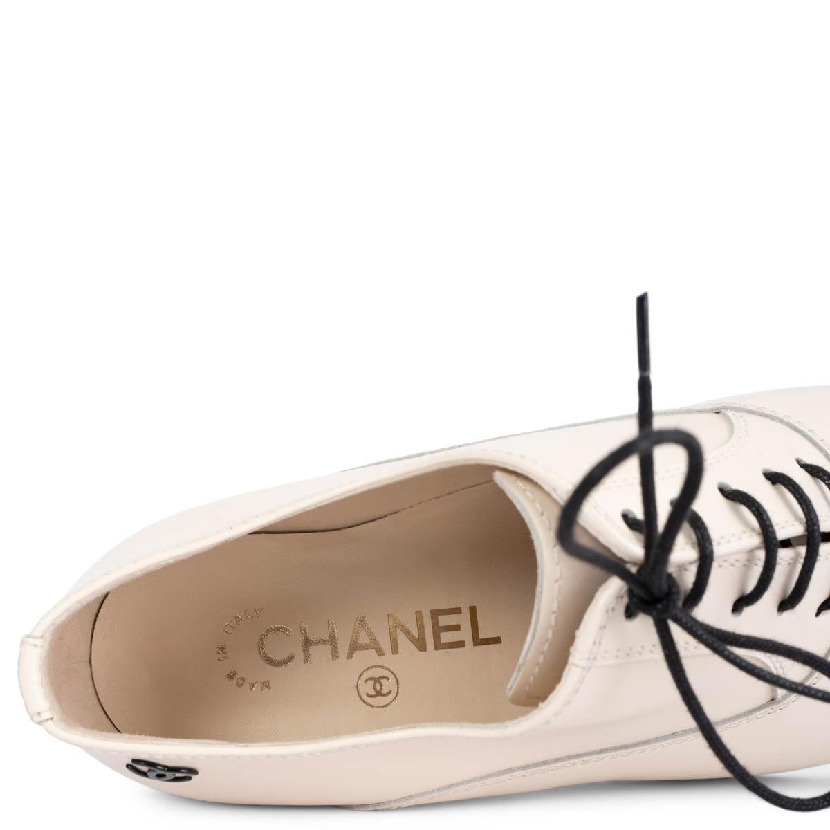 CHANEL ivory leather 2022 22S LACE UP BLOCK HEEL DERBIES Flats Shoes 37 For Sale 2