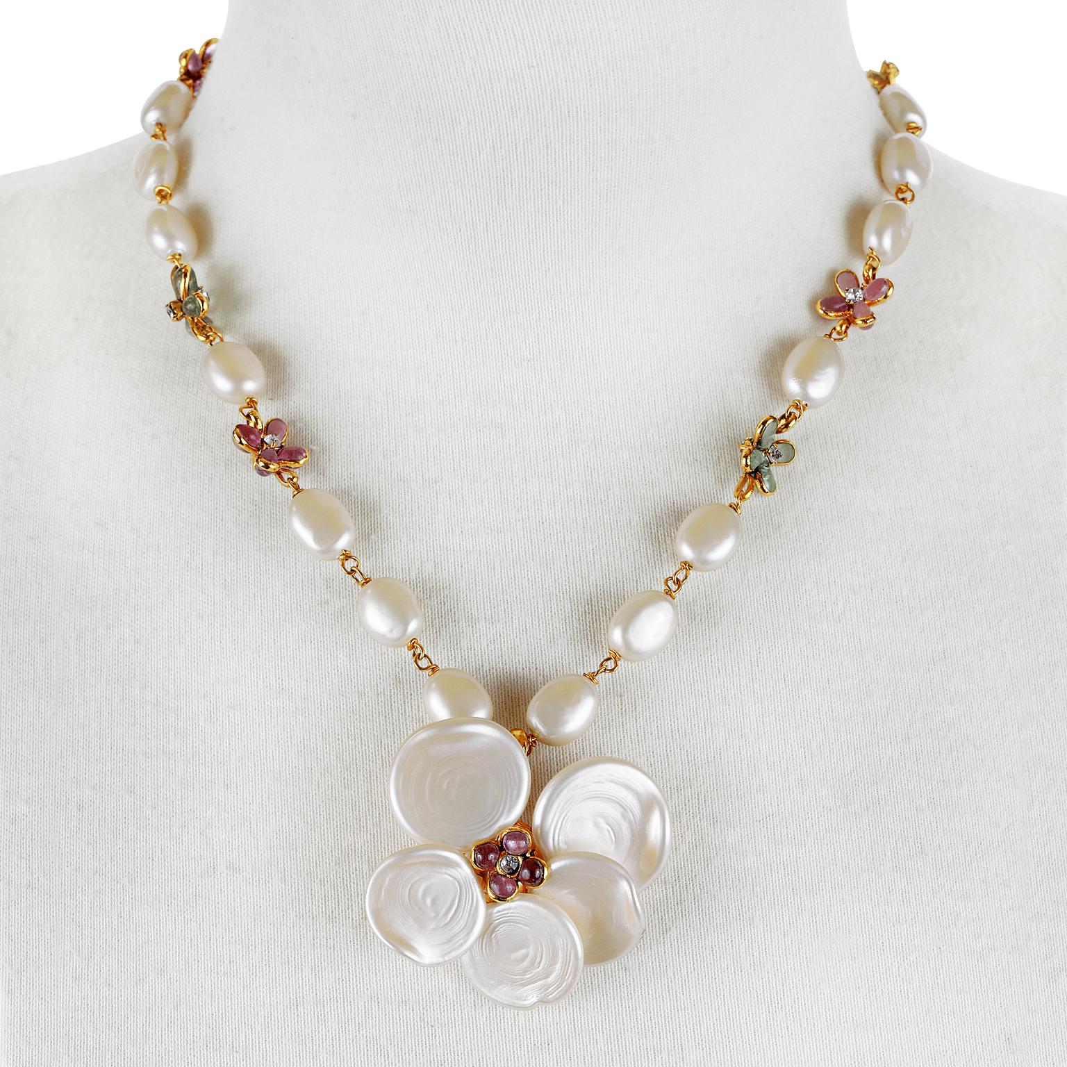Chanel Ivory Pearl Camellia Necklace In Excellent Condition In Palm Beach, FL