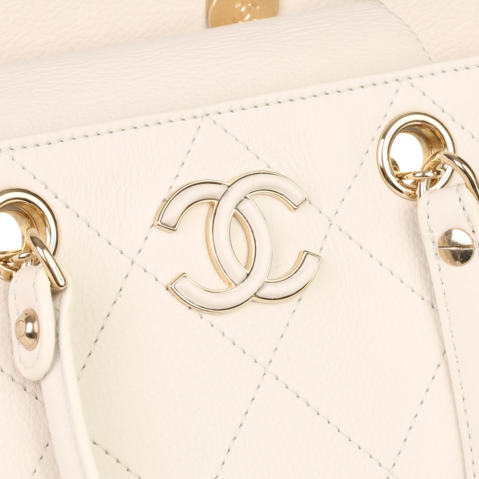 Chanel Ivory Quilted Calfskin Leather Timeless Shoulder Tote  In Excellent Condition In Bishop's Stortford, Hertfordshire