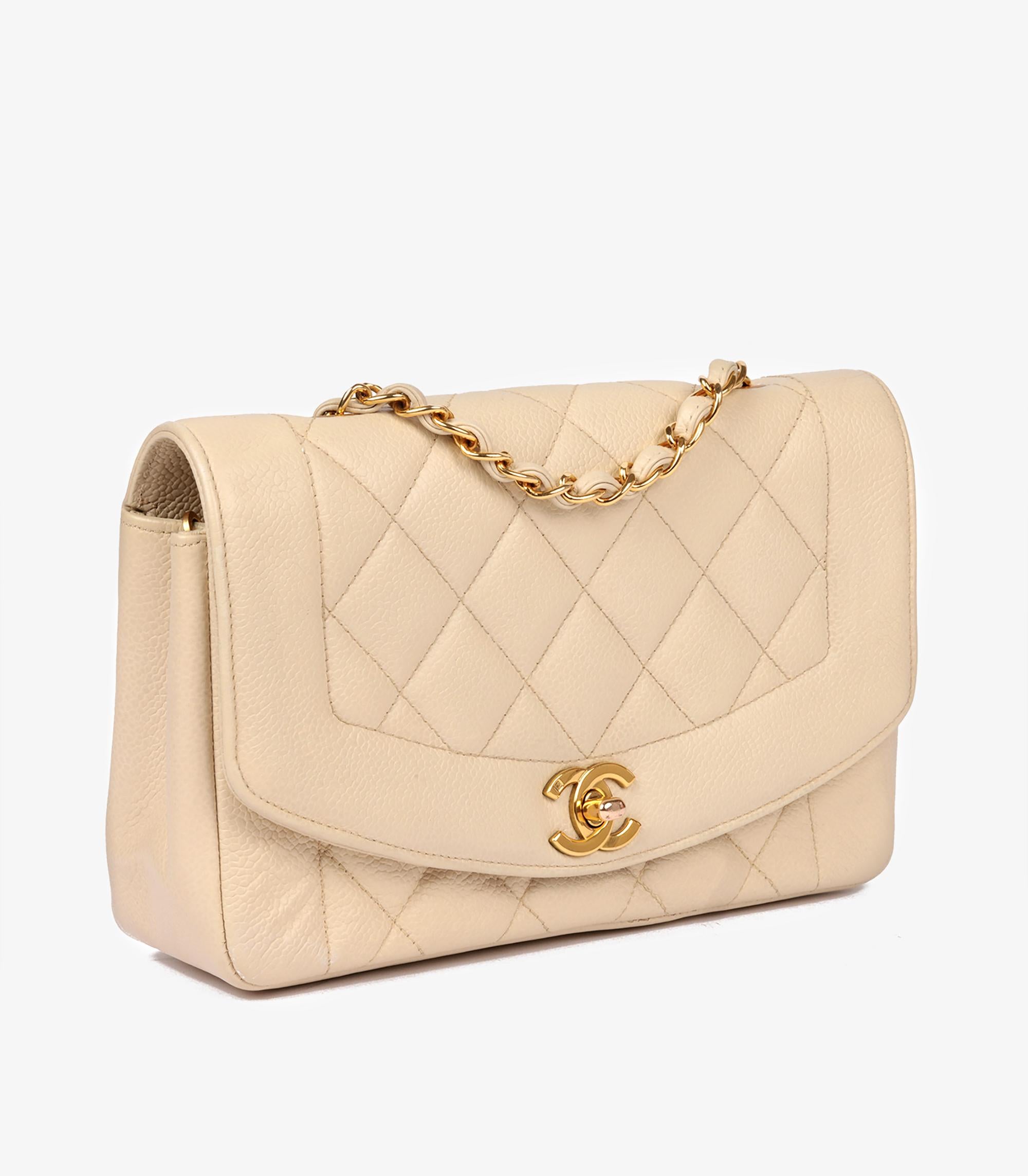 Beige Chanel Ivory Quilted Caviar Leather Vintage Small Diana Classic Single Flap Bag For Sale