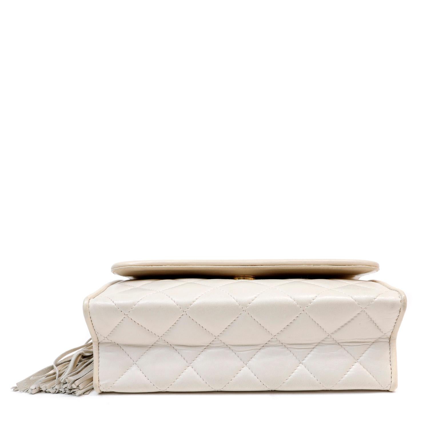 Beige Chanel Ivory Quilted Lambskin Vintage Flap Bag For Sale