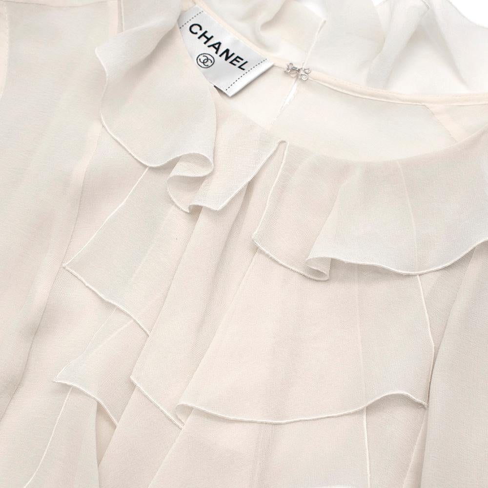 Chanel Ivory Silk Ruffled Sleeveless Blouse - Size US 10 For Sale 2