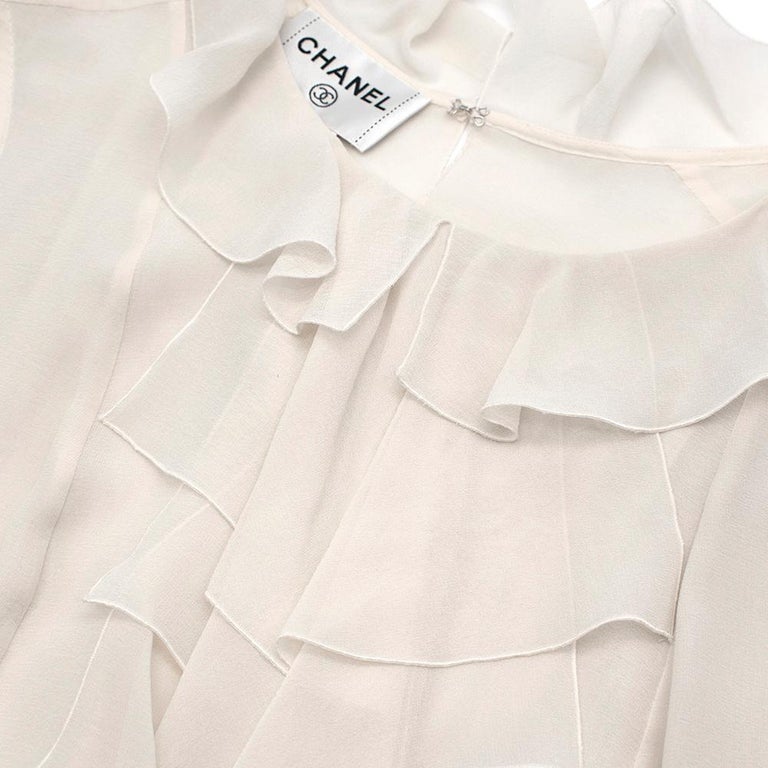 CHANEL SLEEVELESS TOP WITH RUFFLED COLLAR 274888