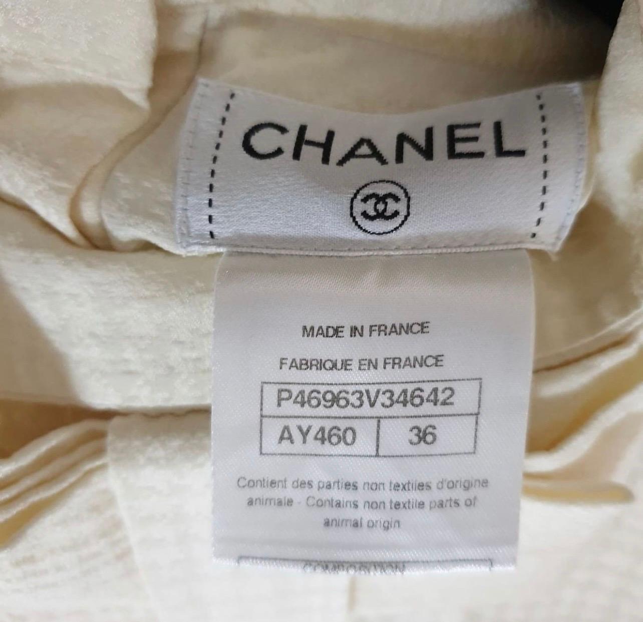 Women's Chanel Ivory Sleeveless Pleated Silk Globe buttons Top