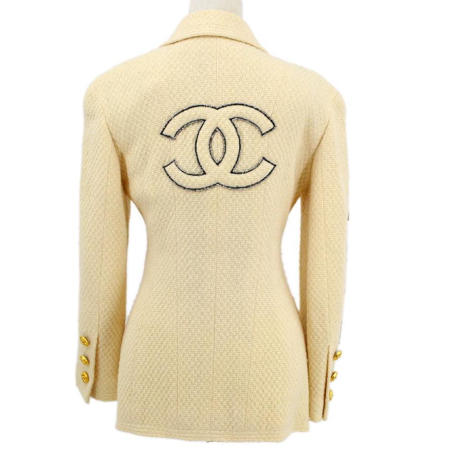 CHANEL Tweed marfil  Chaqueta blazer negra con logotipo 