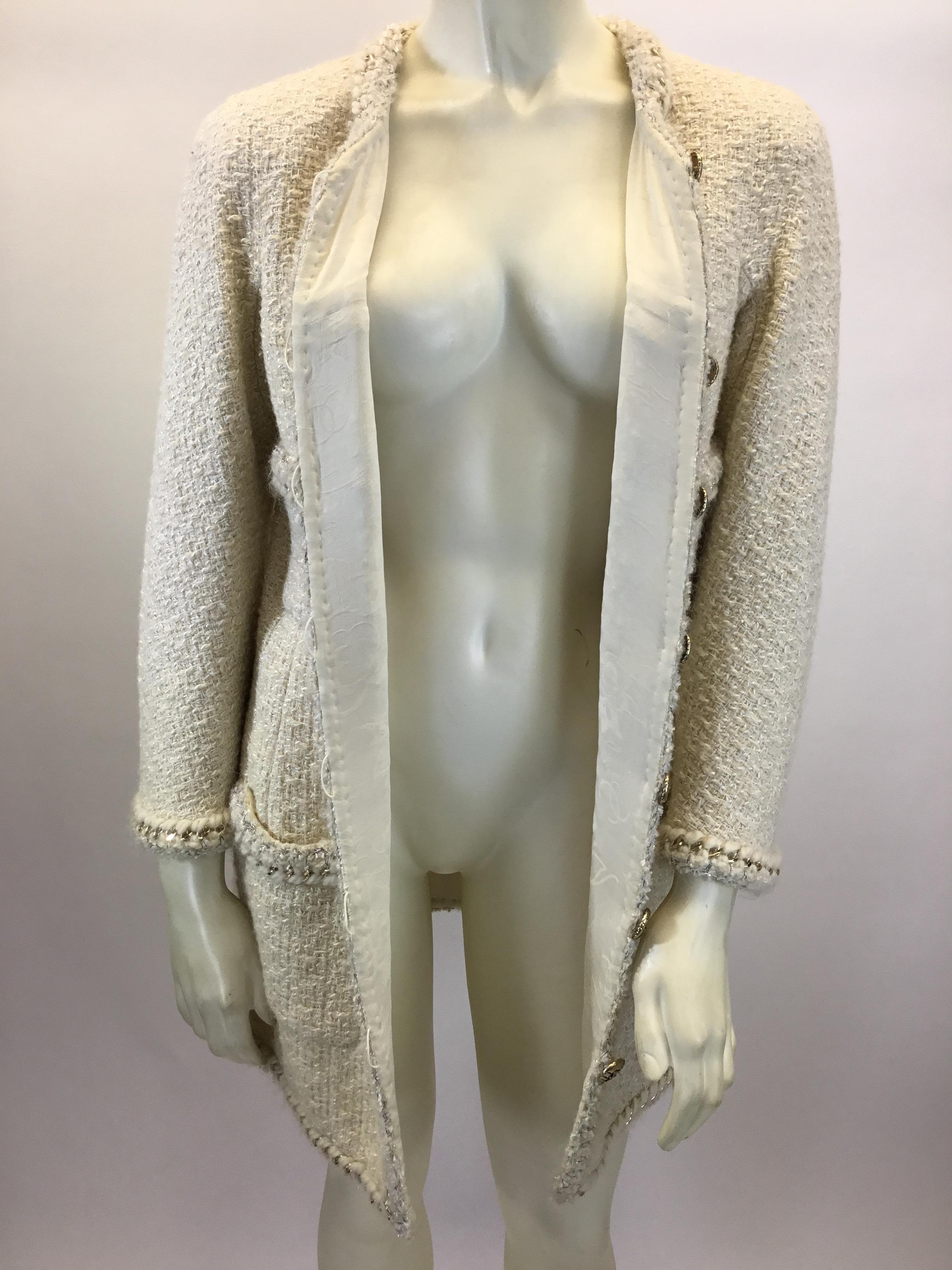 Chanel Ivory Wool Jacket With Chain Trim For Sale 2