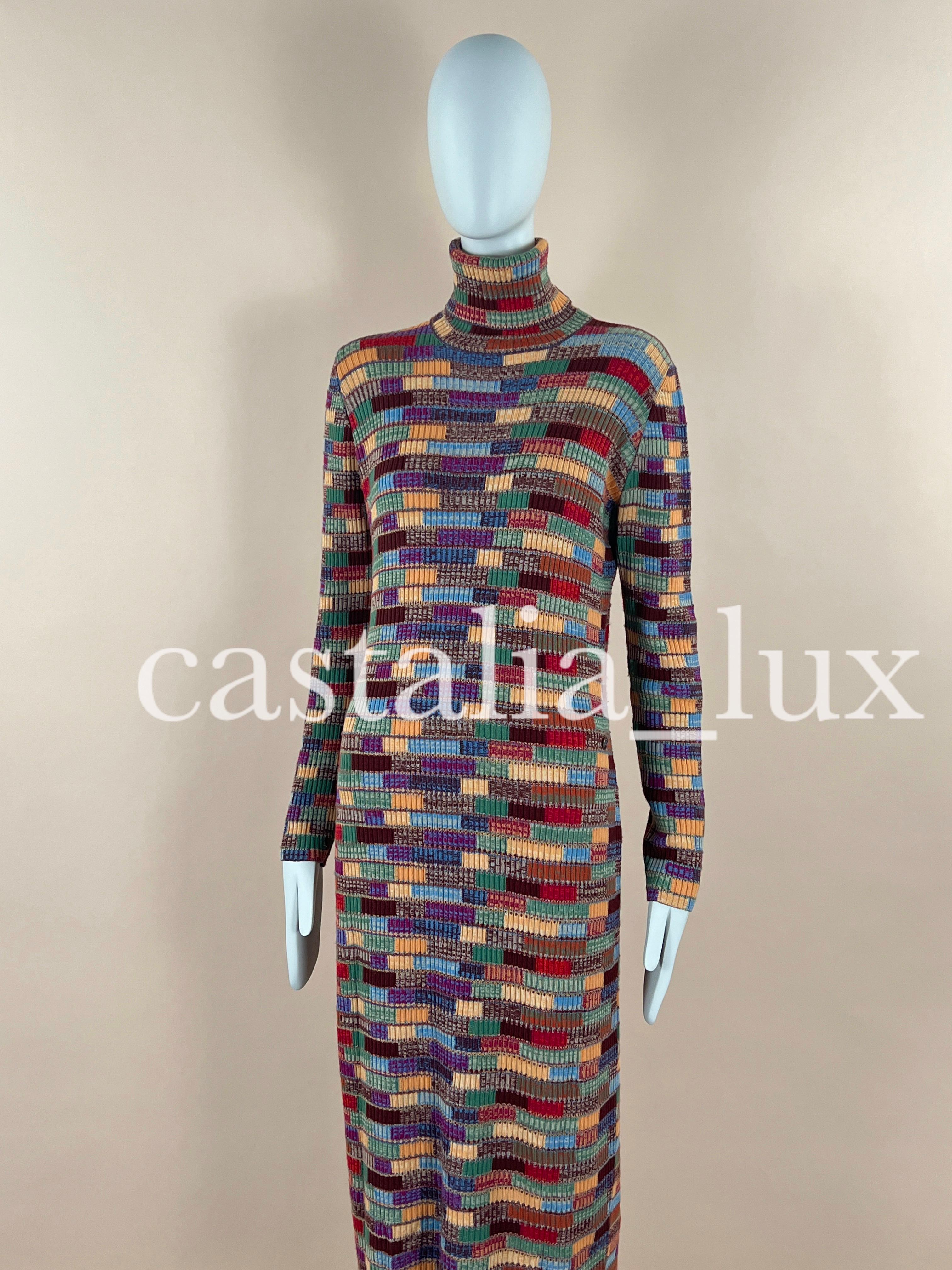 Chanel J Lo Style Paris / Hambourg Runway robe en cachemire en vente 1
