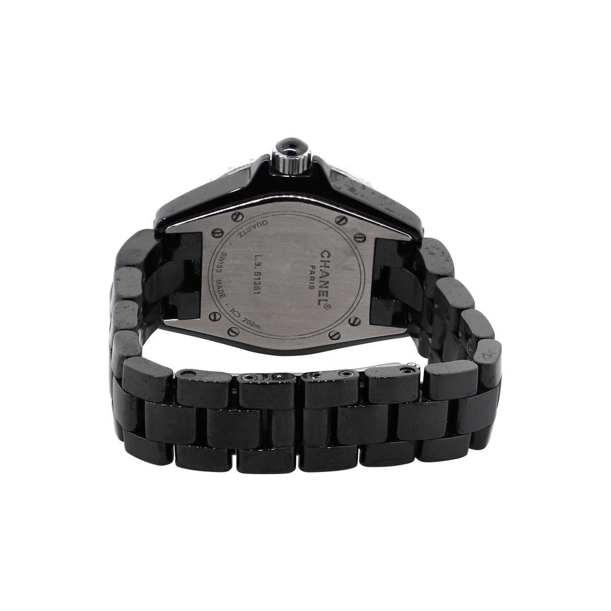 Chanel J12 Montre Femme Cadran Noir Lunette Diamantée Excellent état à Boca Raton, FL