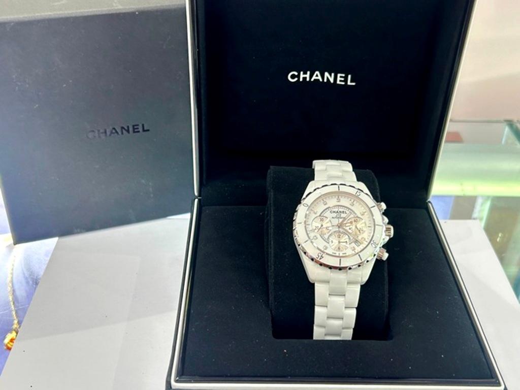 Chanel J12 Chronograph 41MM Diamond Dial Uhr mit Box & Papiere (Rundschliff) im Angebot