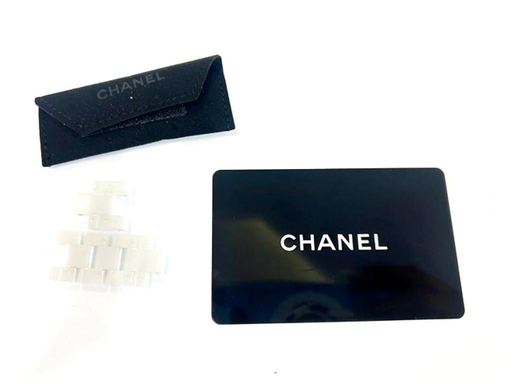 Chanel J12 Chronograph 41MM Diamond Dial Uhr mit Box & Papiere im Zustand „Gut“ im Angebot in Beverly Hills, CA